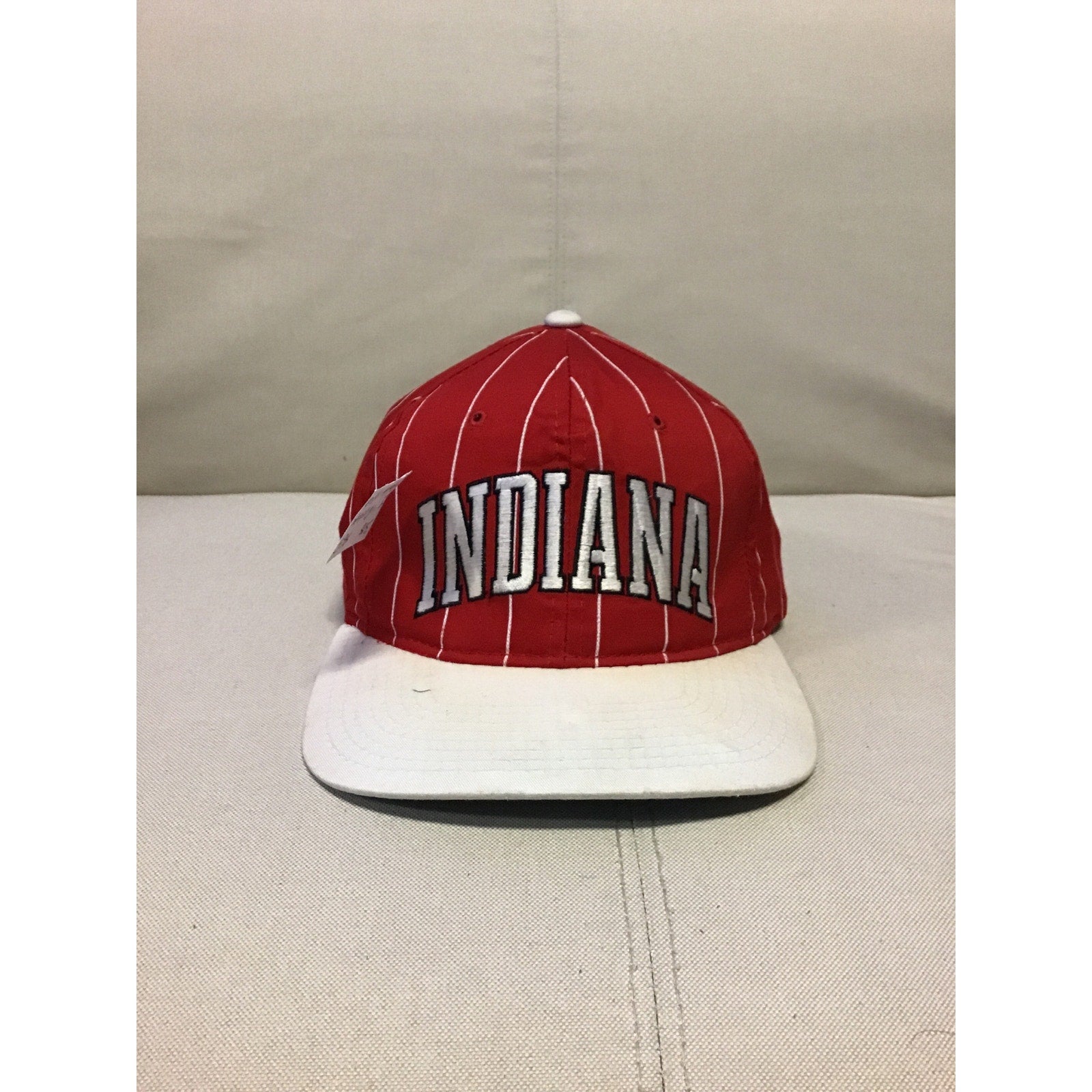 Starter IU Indiana Hoosiers University Hat Snap Back Pinstripe Red White