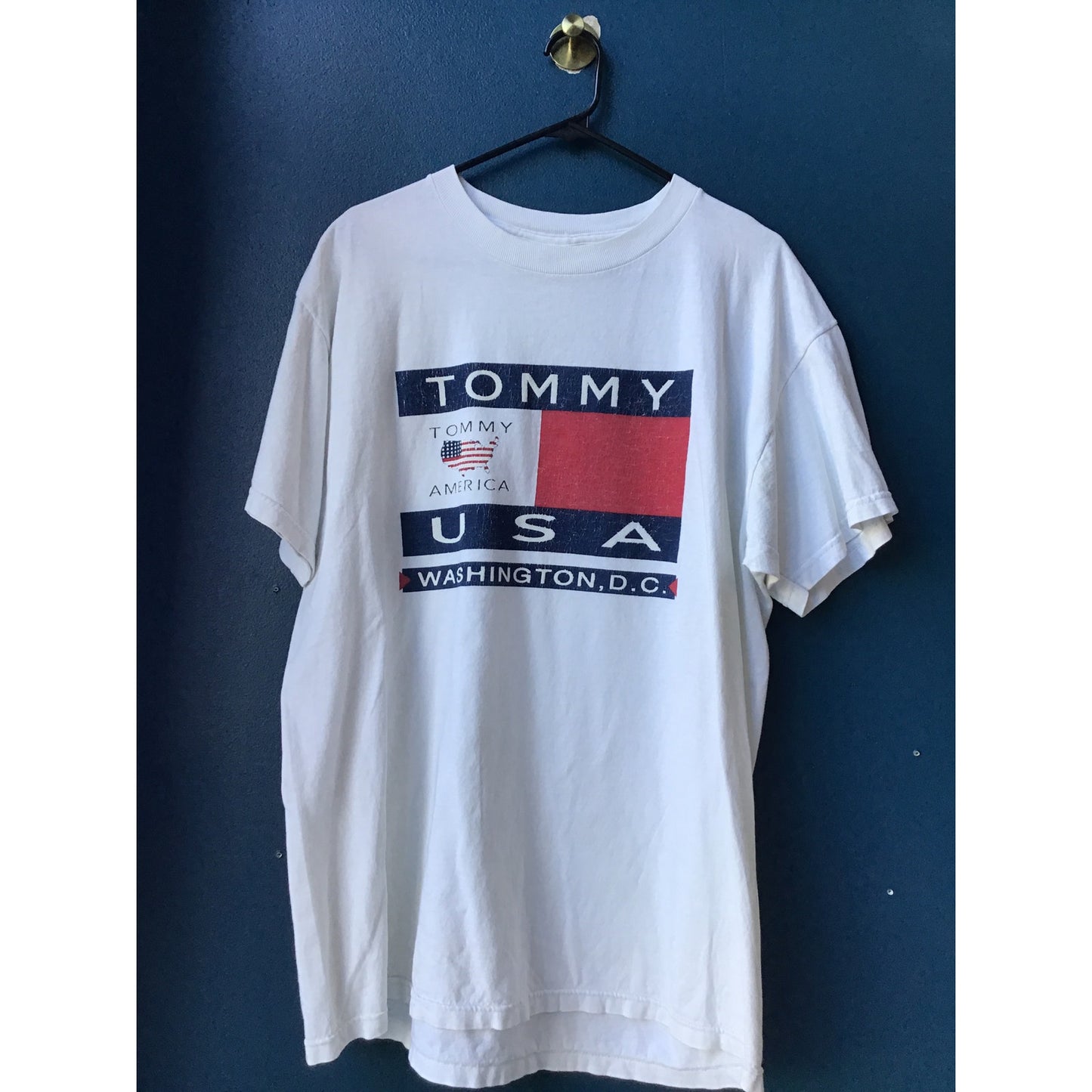 Delta Pro Weight Tommy America USA Washington, D.C Map Flag White Shirt Large