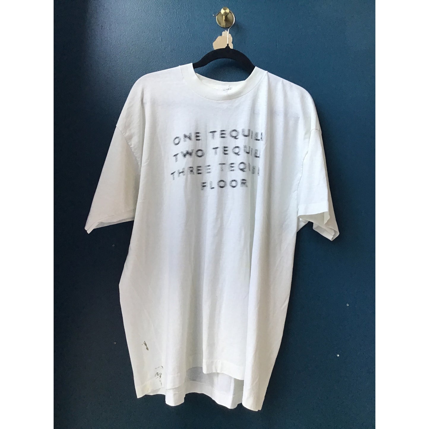 Fruit of the Loom One tequila, Two tequila, Three tequila, Floor White Shirt XXL