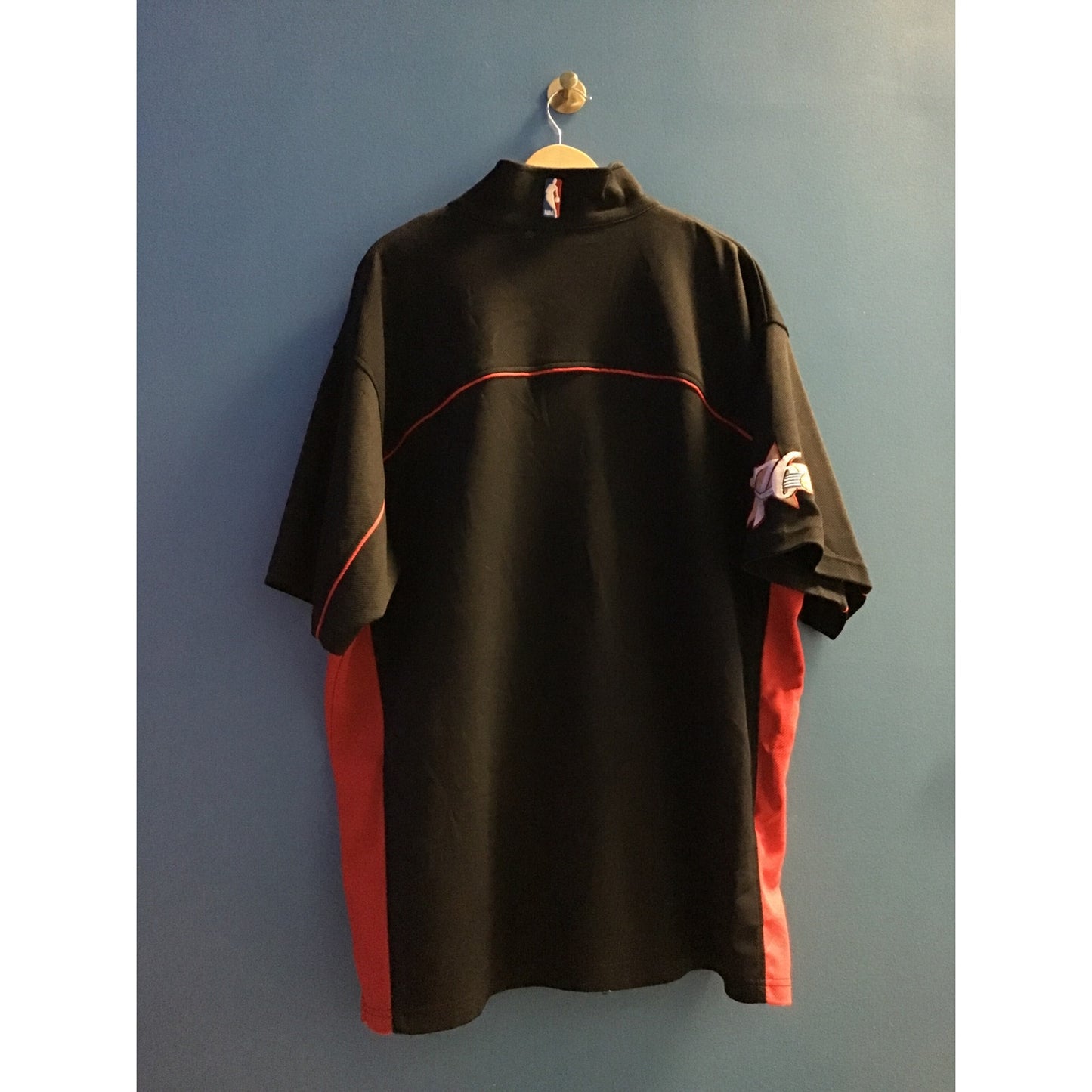 Vintage Nike Philadelphia Sixers Button Down Collared Black Shirt Men's Size XL