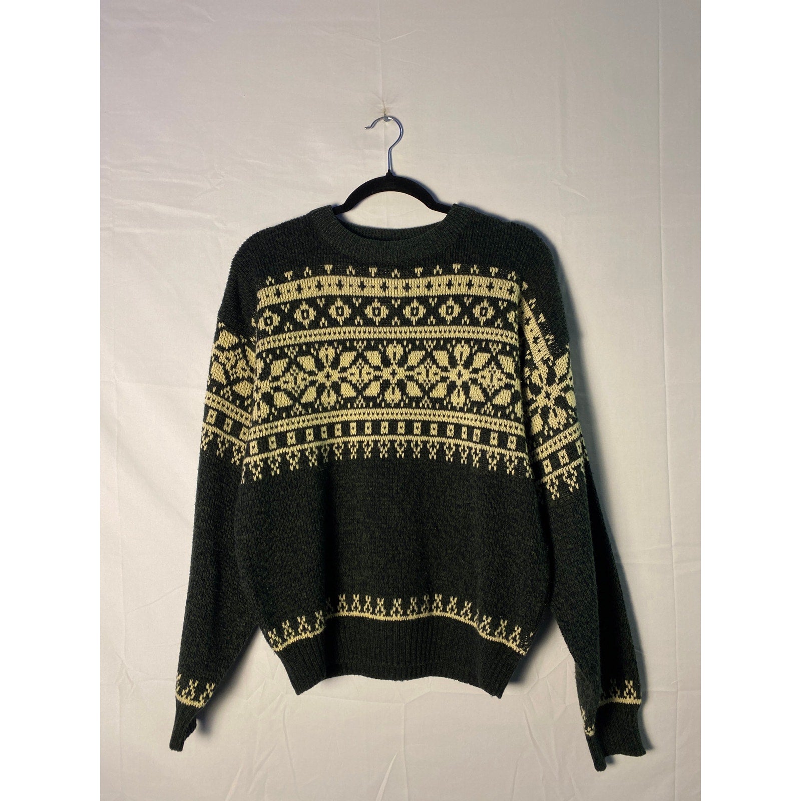 Vintage Dark Green Knit Sweater