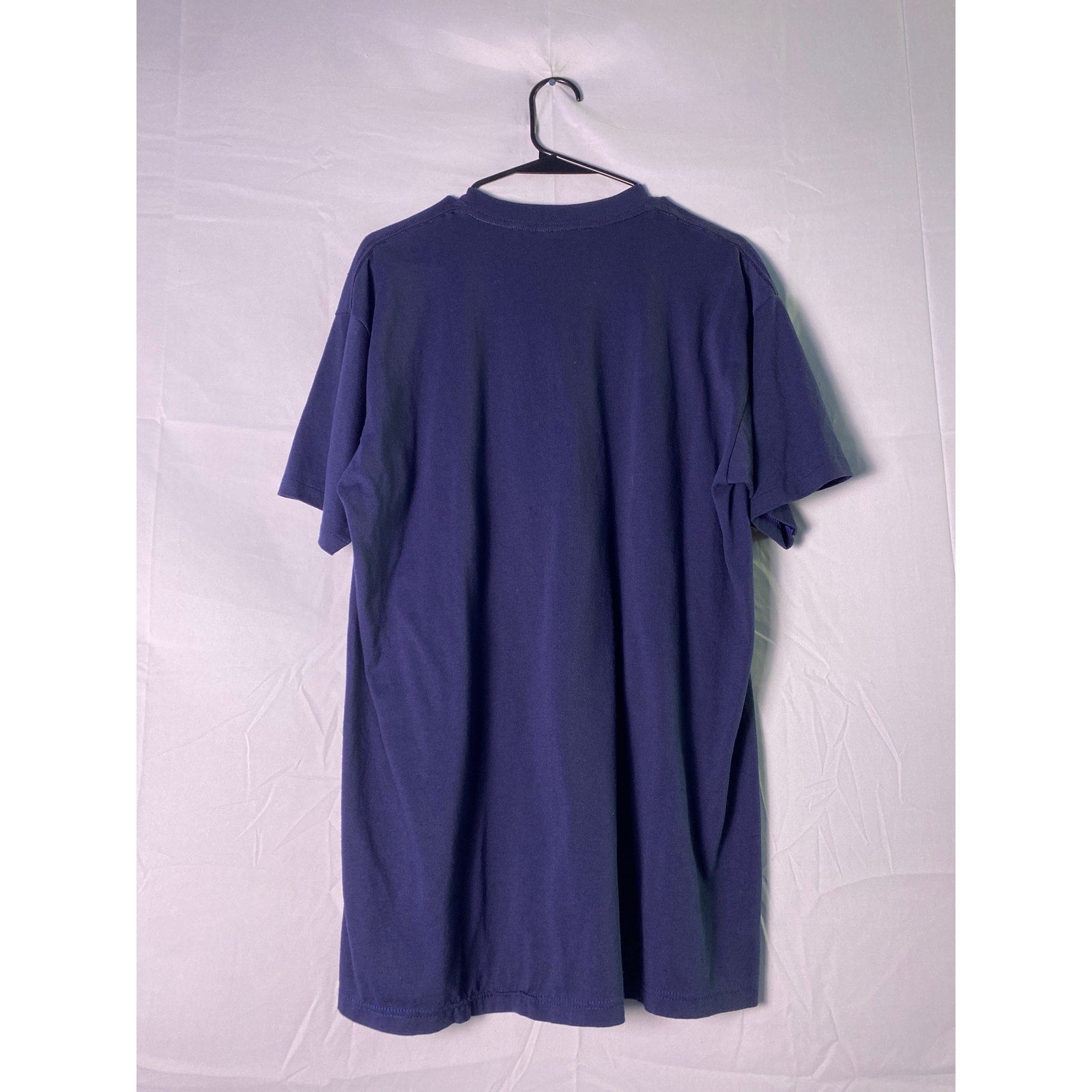 Vintage WHOEVER SAYS MONEY CAN'T BUY HAPPINESS.. Print Men's Blue Shirt Size XL
