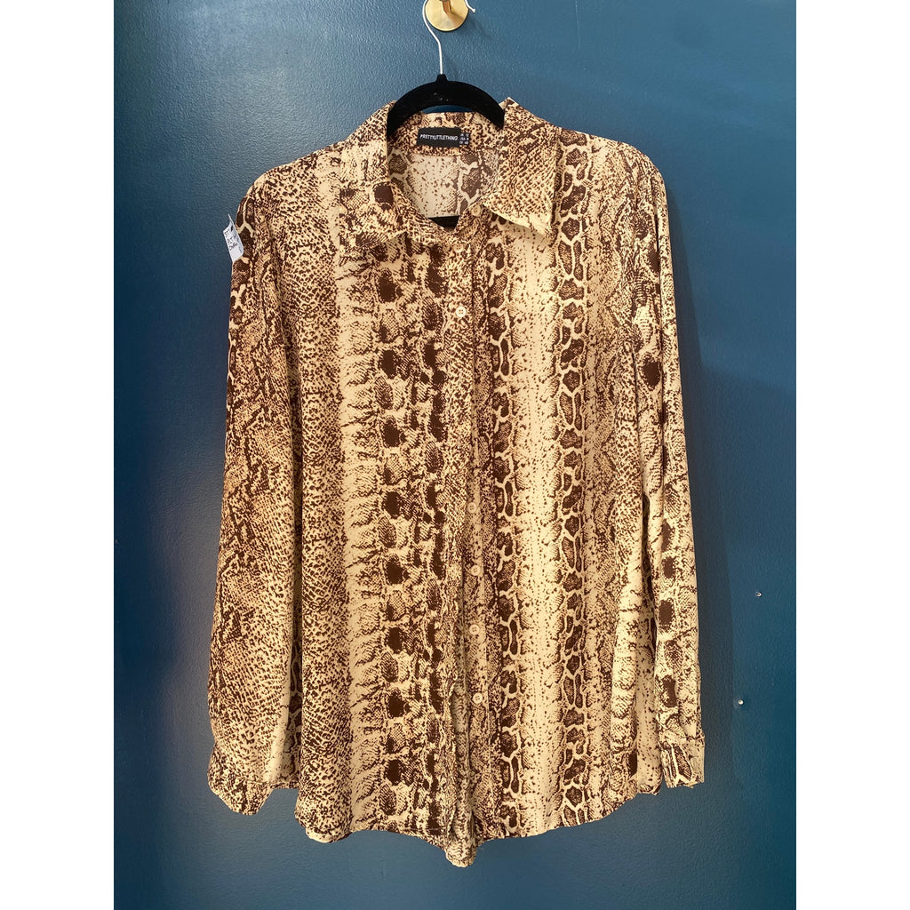 PRETTYLITTLETHING Chiffon Snake Print Long Sleeve Button Up Blouse Womens Size 8