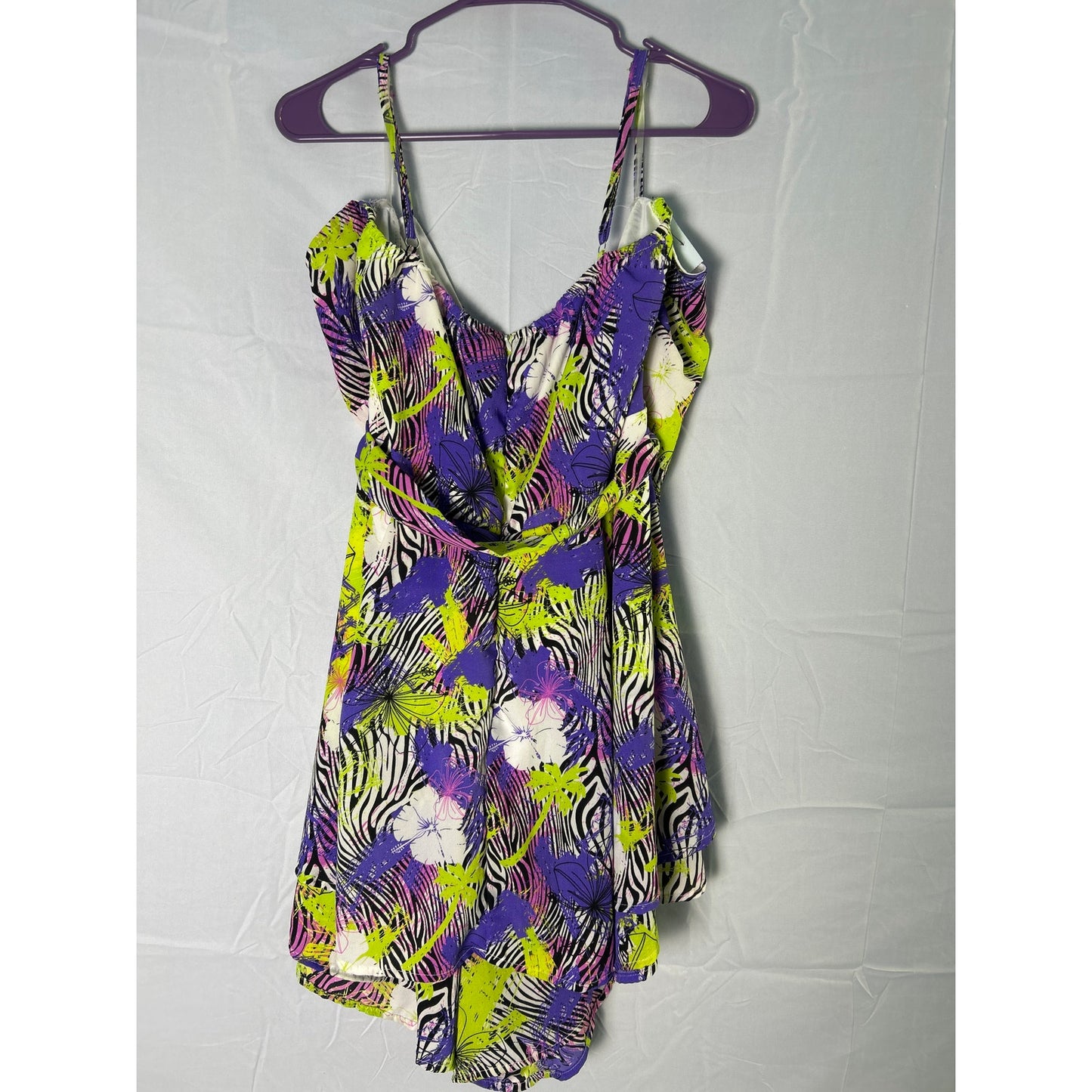 Bold Green Pink Purple Floral Print Sleeveless Romper w/ Belt Women's Plus 2X