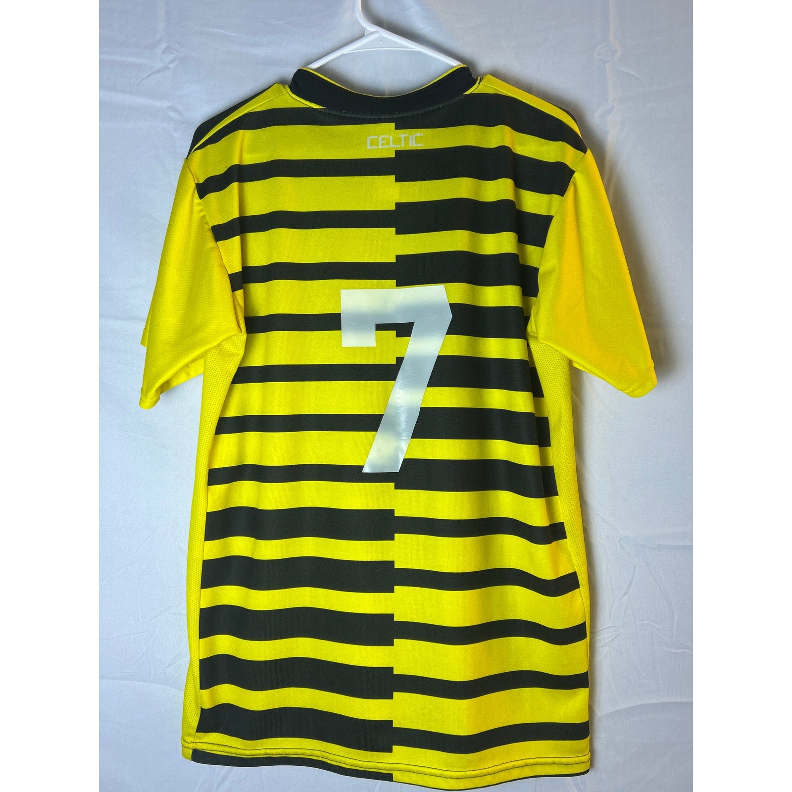 Celtic Soccer Jersey #7 FC Football Club Scotland Tennents SS Shirt Mens Medium