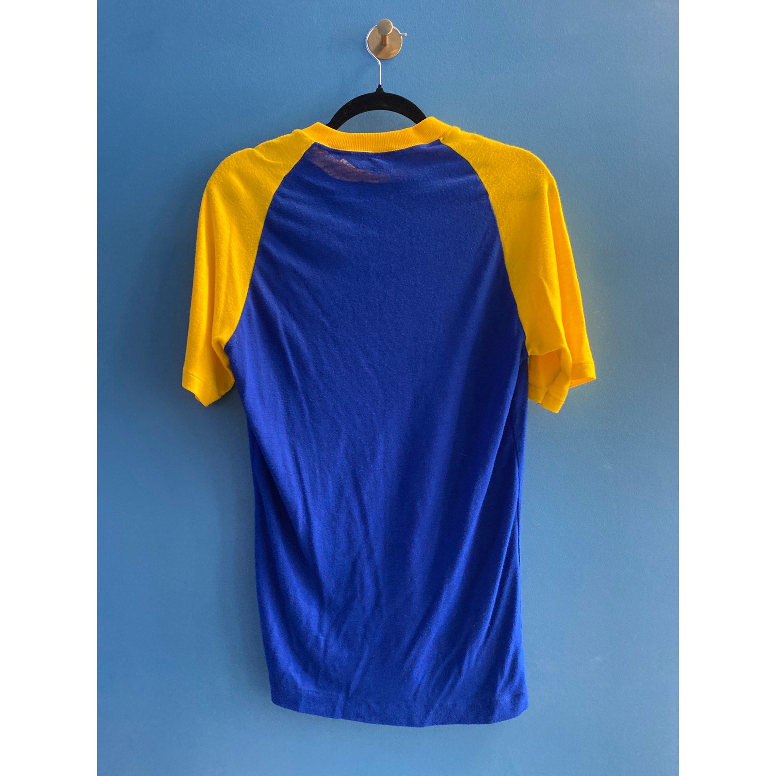 Vintage Colorblock Round Neck Cotton Blend Blue Yellow T-Shirt Mens Size Medium?