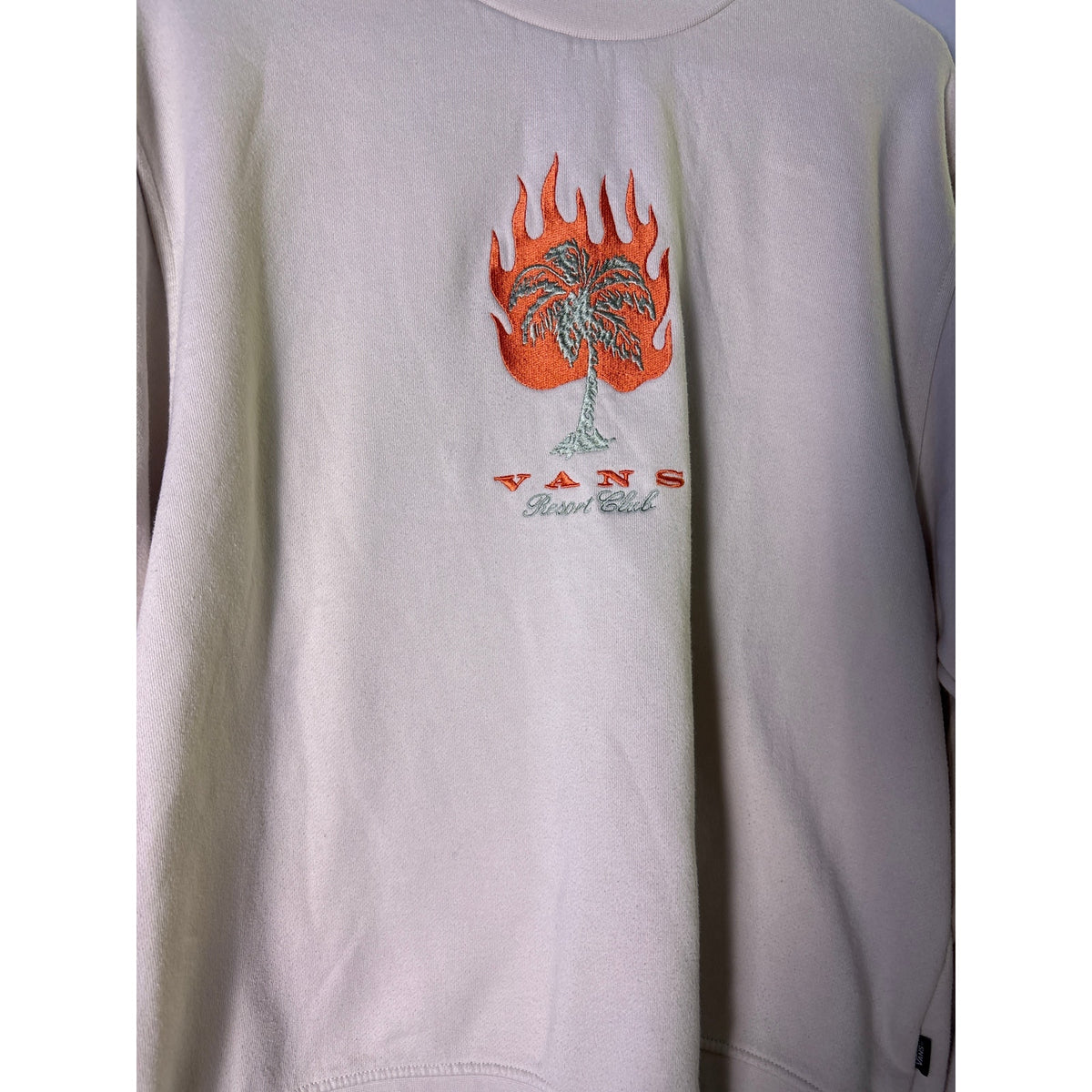 VANS Flames Resort Club Embroidered White Crewneck Pullover Sweatshirt Medium