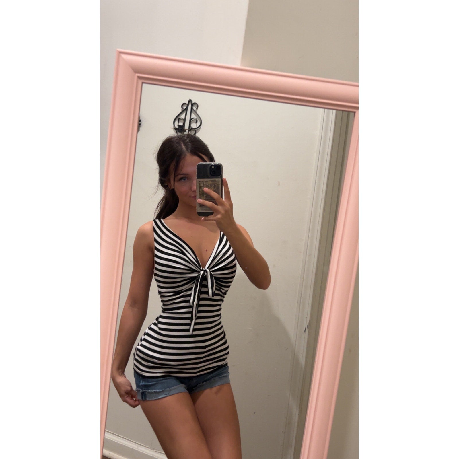 Y2K H&M V-neck Black and White Striped Sleeveless Shirt Front Ties Women's Small