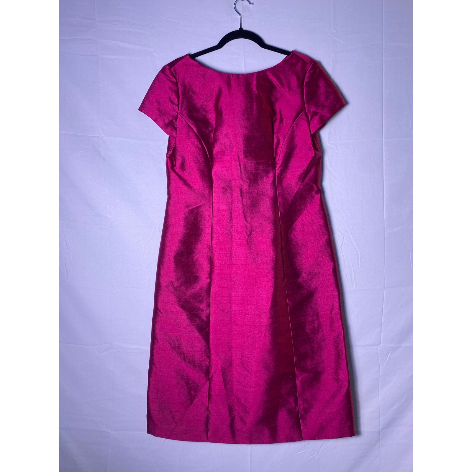 Vintage 60's Women's Fuschia Pink Satin Boat Neck Sheath Dress Size Large?