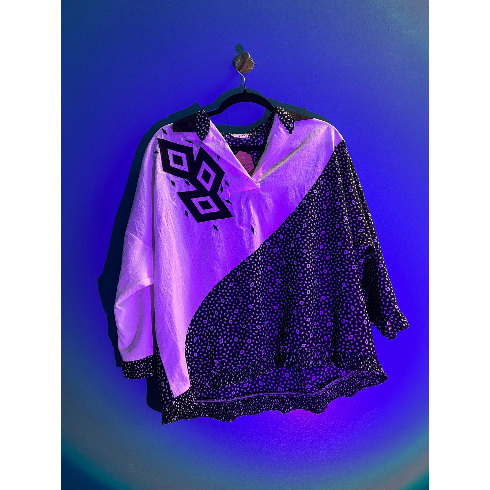 Jennings 80's Black/White Geometric Pullover Long Sleeve V-neck Blouse Large