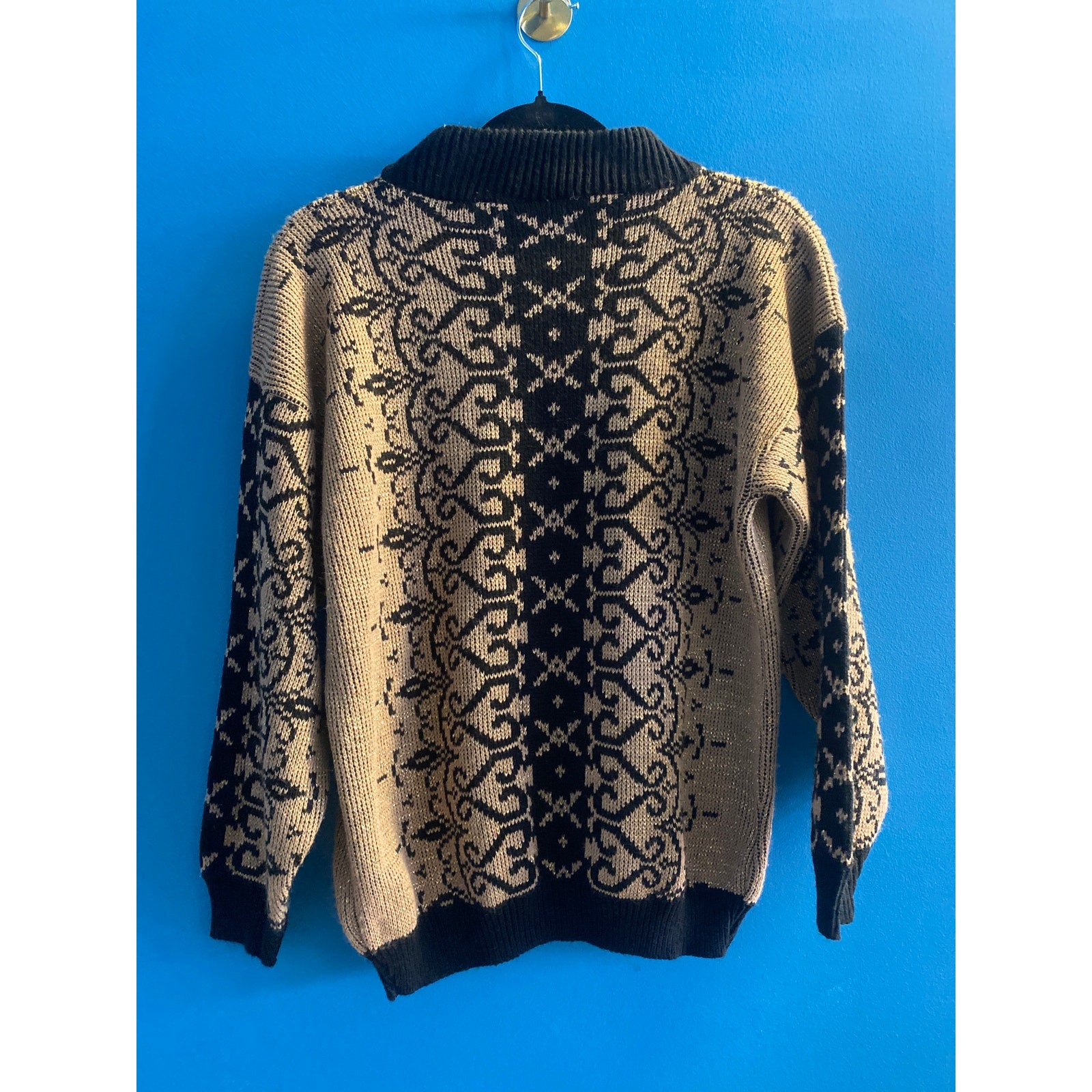 Vintage Arielle Metallic  Beige Black Sweater Icelandic Knit Pattern Small