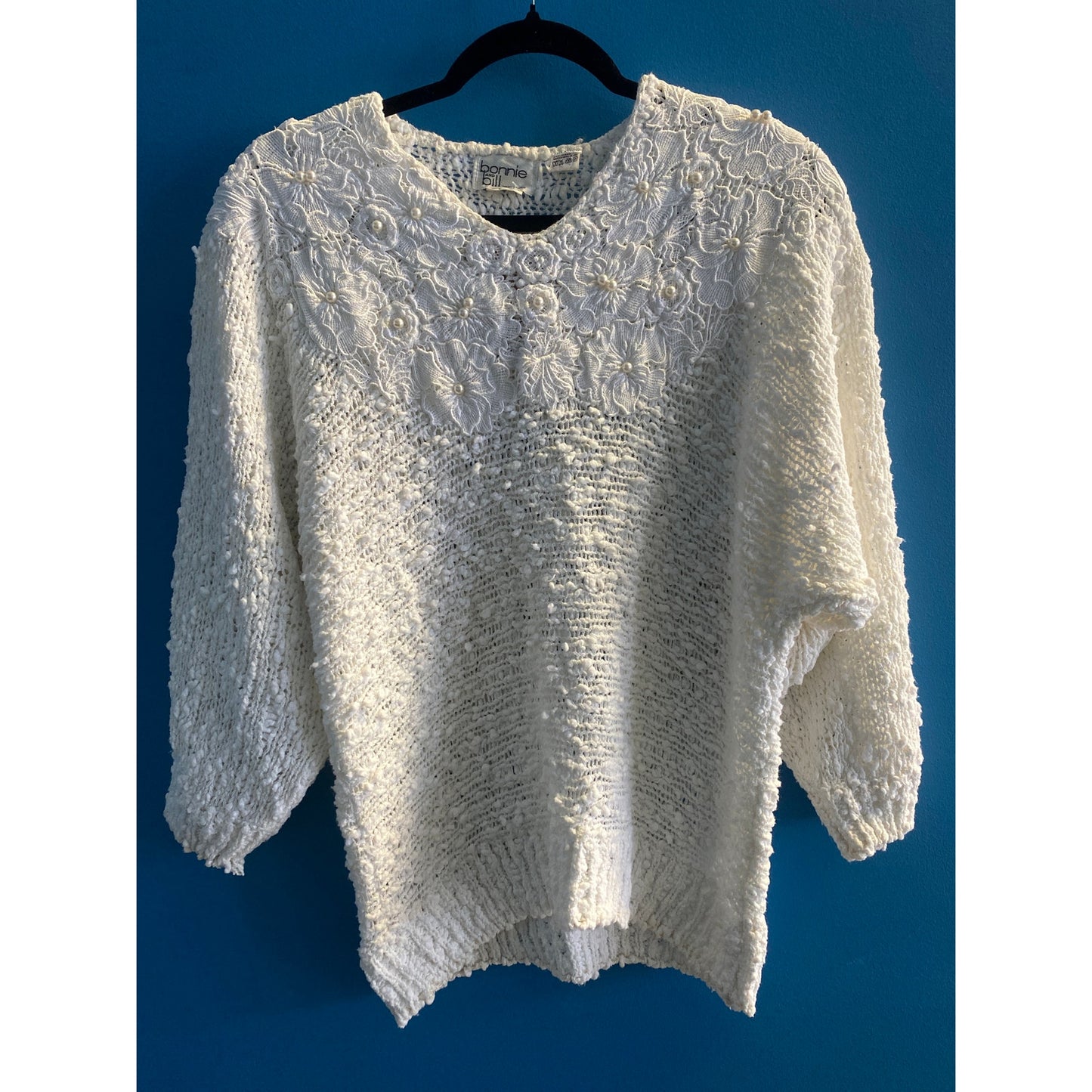 80's Bonnie and Bill White Floral Pearl Embellished V-neck Sweater Size Medium