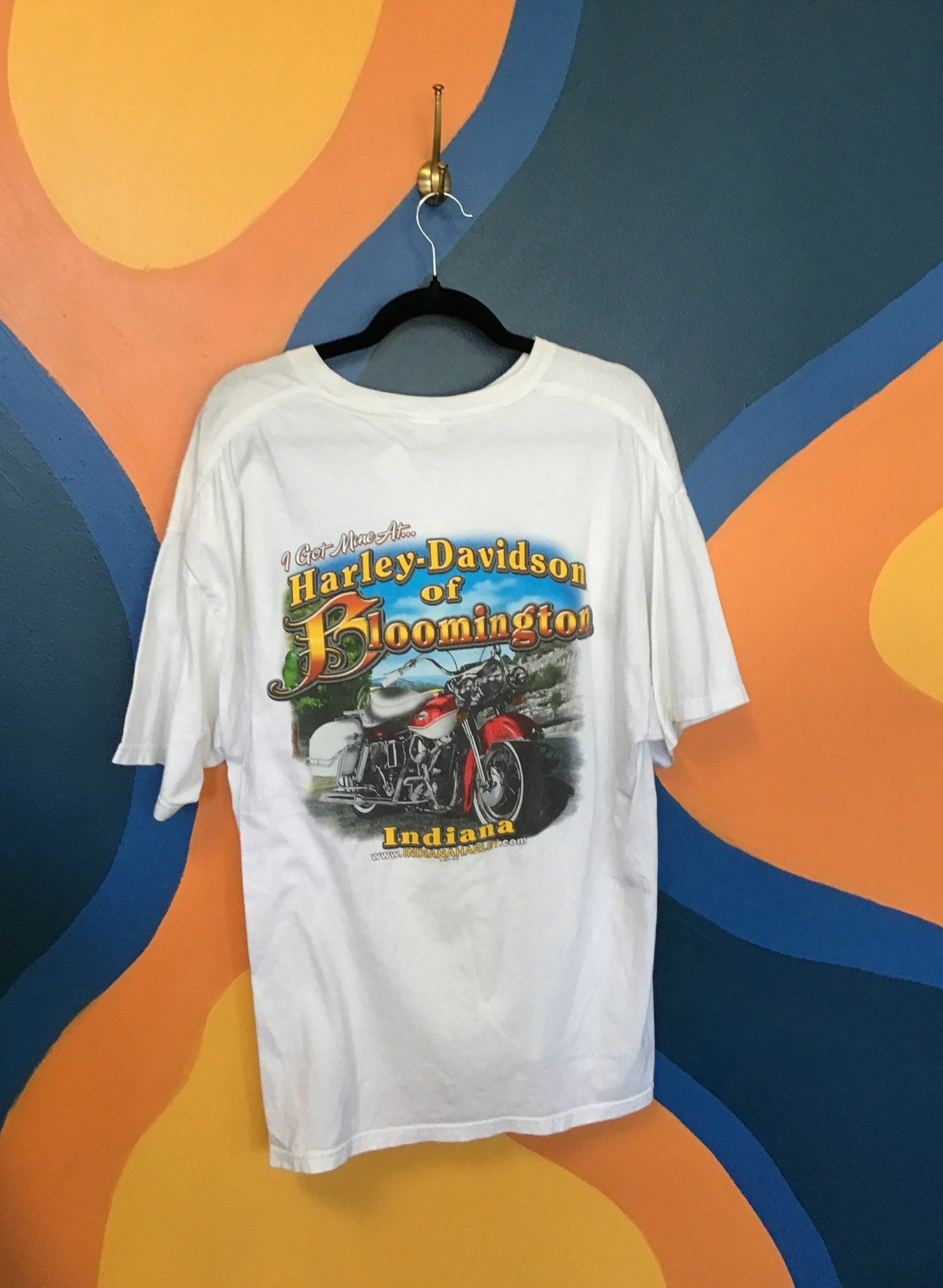 Harley Davidson Motorcycle of Bloomington, Indiana Graphic White Shirt Men's XL