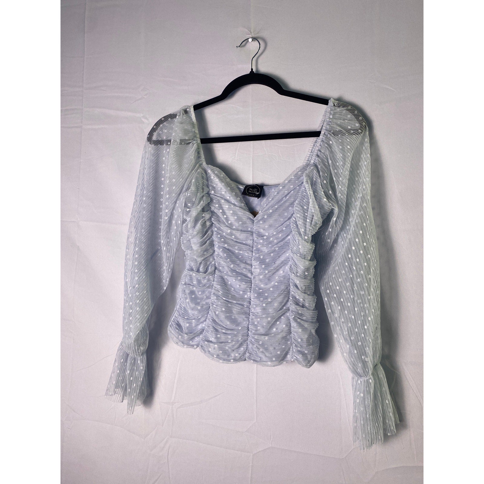 Madi Mase Cropped Long Sleeve White Polka Dot Blue Blouse Women’s Size Medium