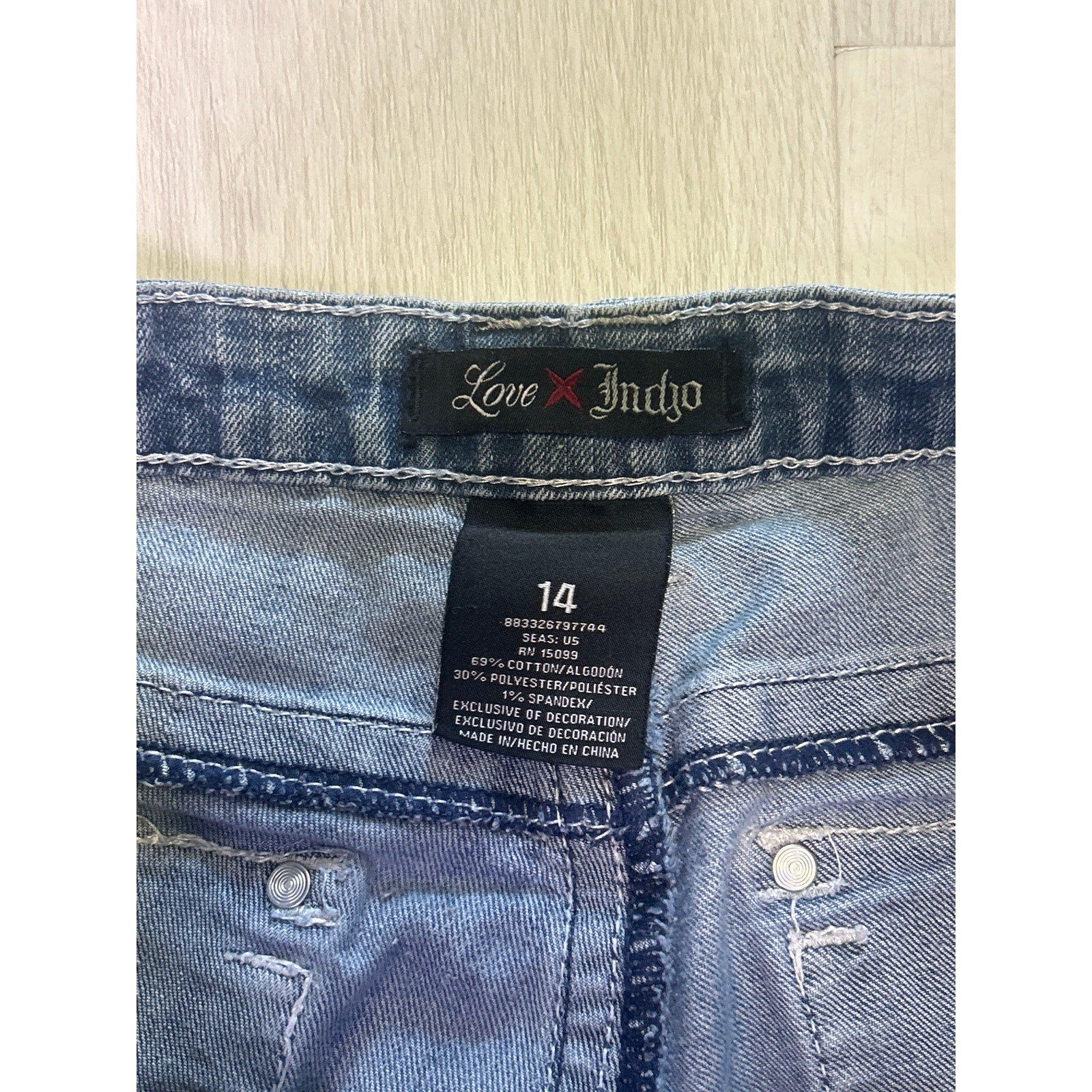 Y2K Love Indigo Blue Denim Jean Shorts Casual Cuffed Women's Size 14