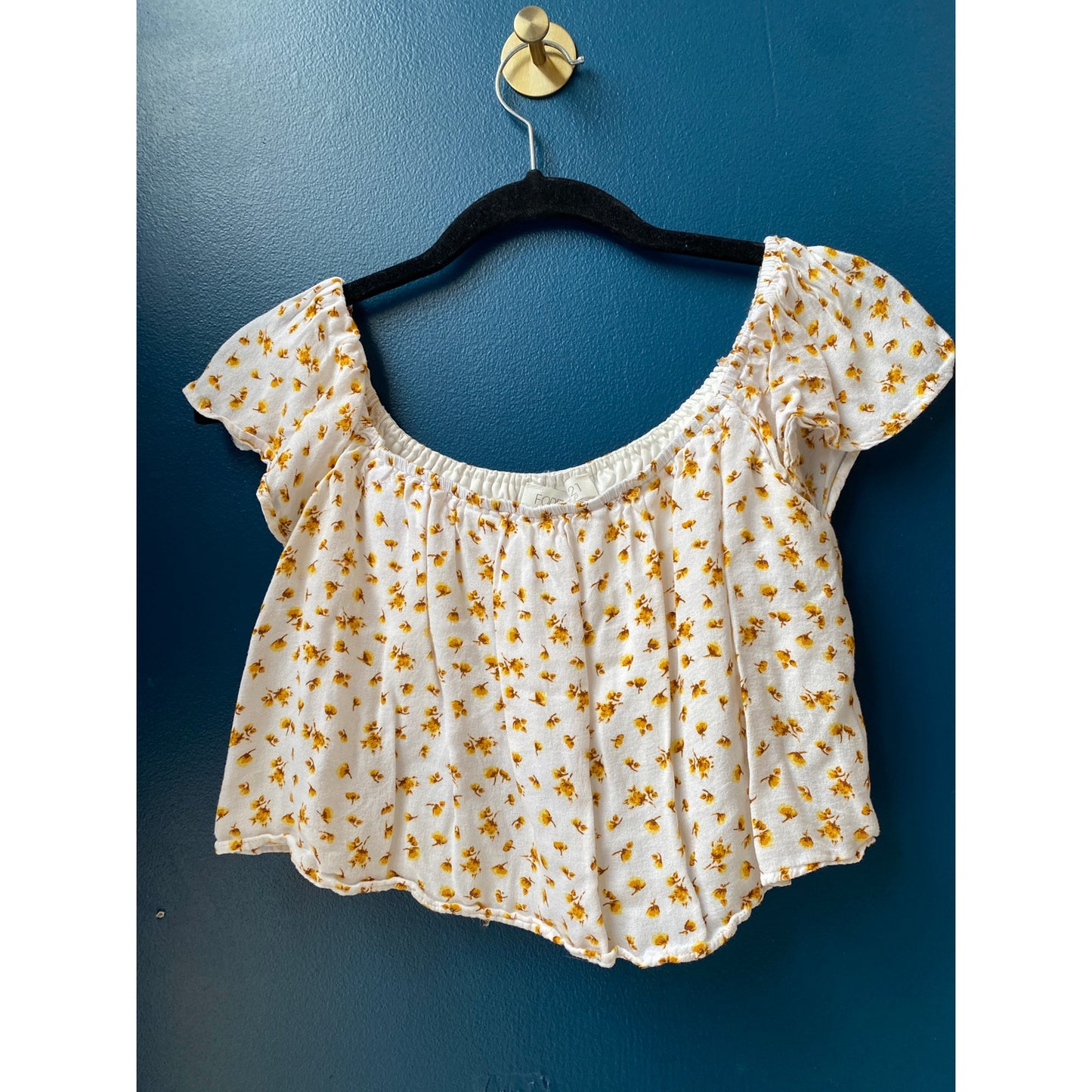 Forever 21 Cream w/ Yellow Floral Off Shoulder Crop Top Womens Size Small