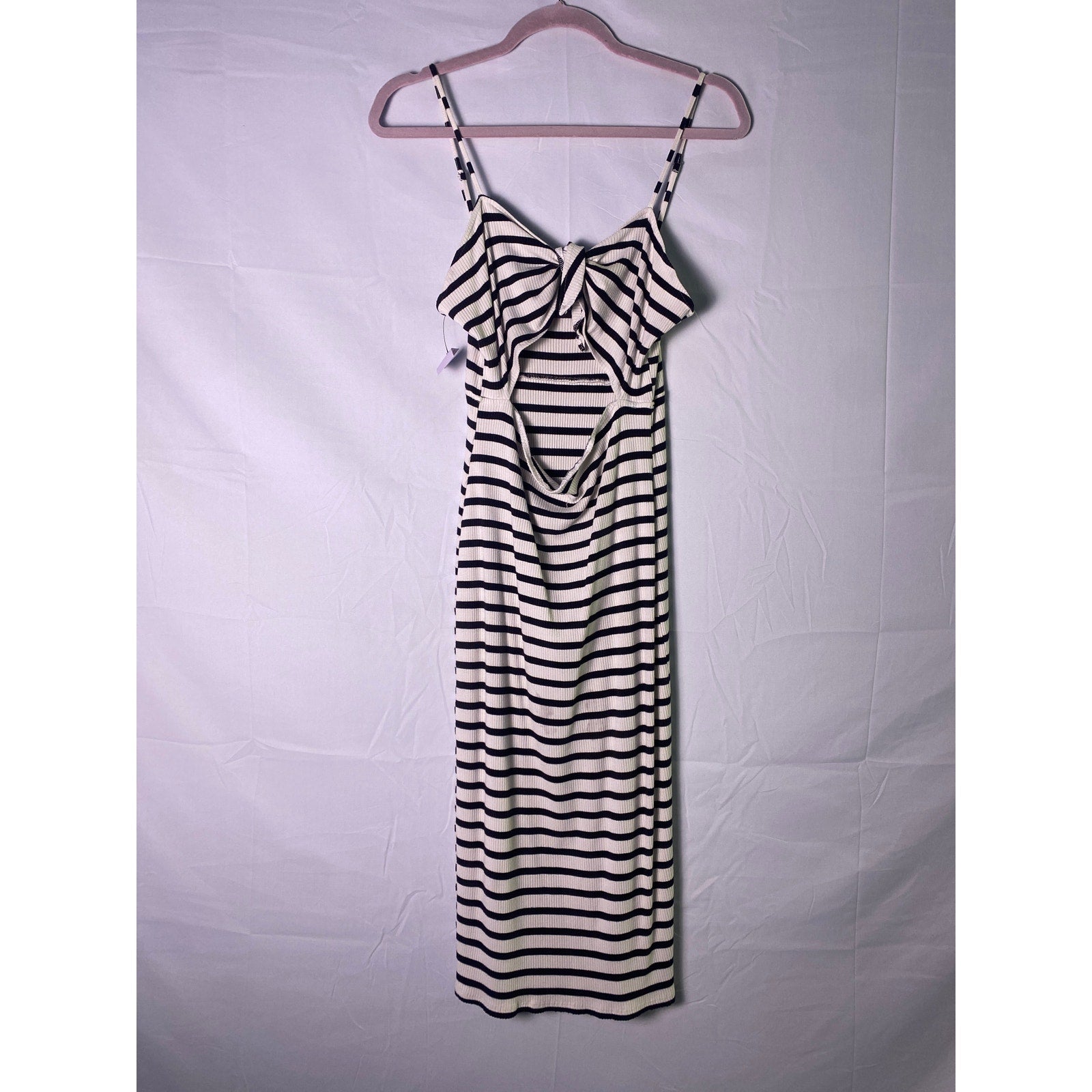 Forever 21 Black & White Striped Knit Maxi Dress Front Cut-Out Womens Size Large