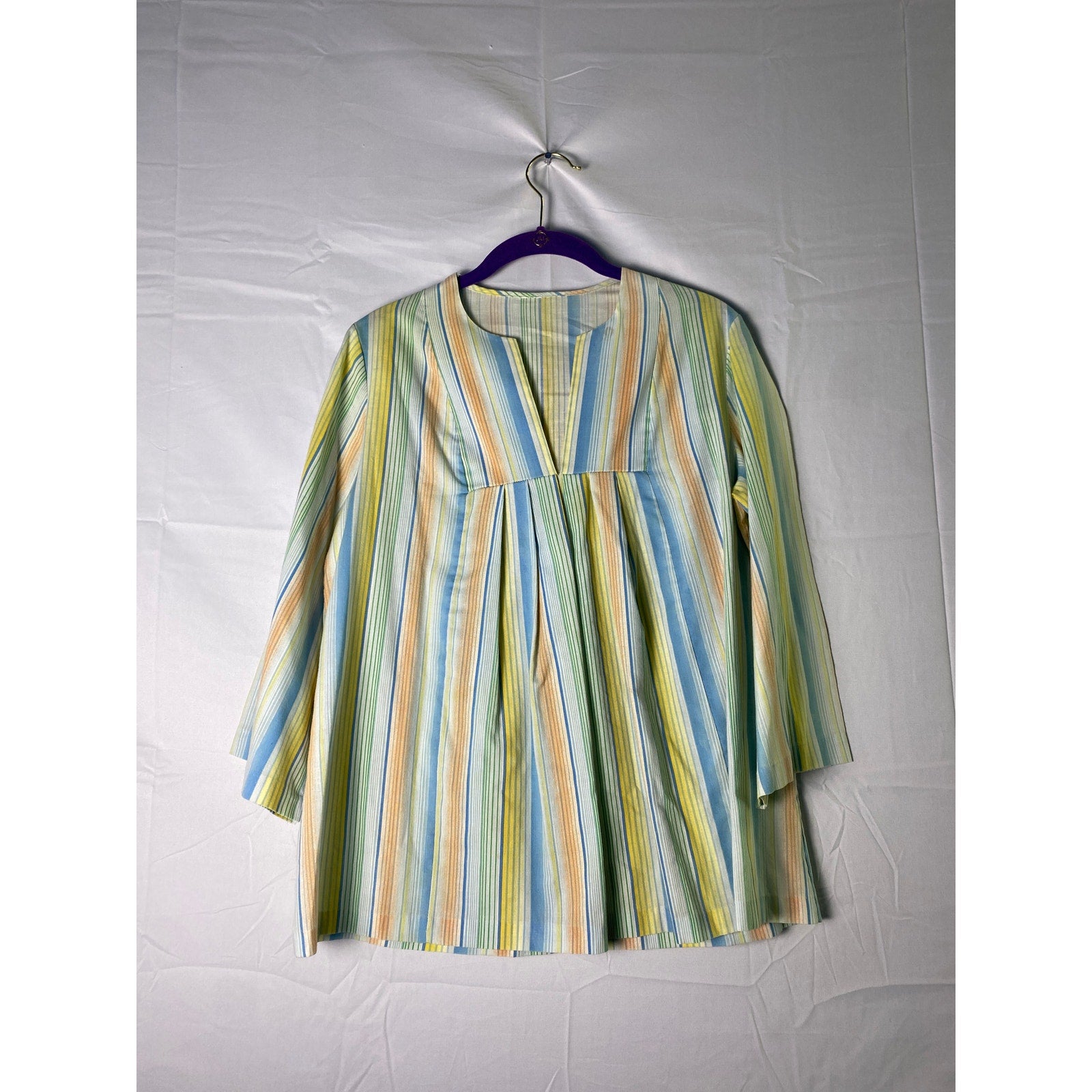 Vintage 70s Green Pastel Striped Cotton Blend V-Neck Hippie Long Sleeve Top L/XL