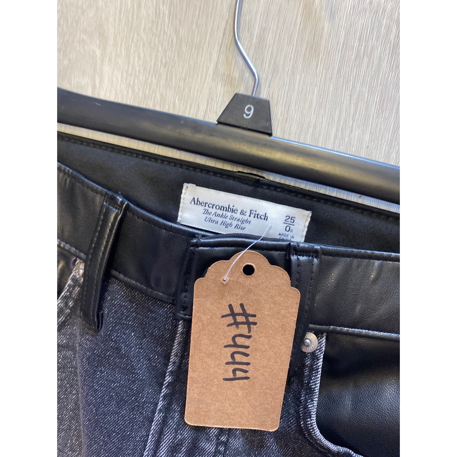 Abercrombie & Fitch The Ankle Straight Ultra High Rise Black Leather Pants 25/0