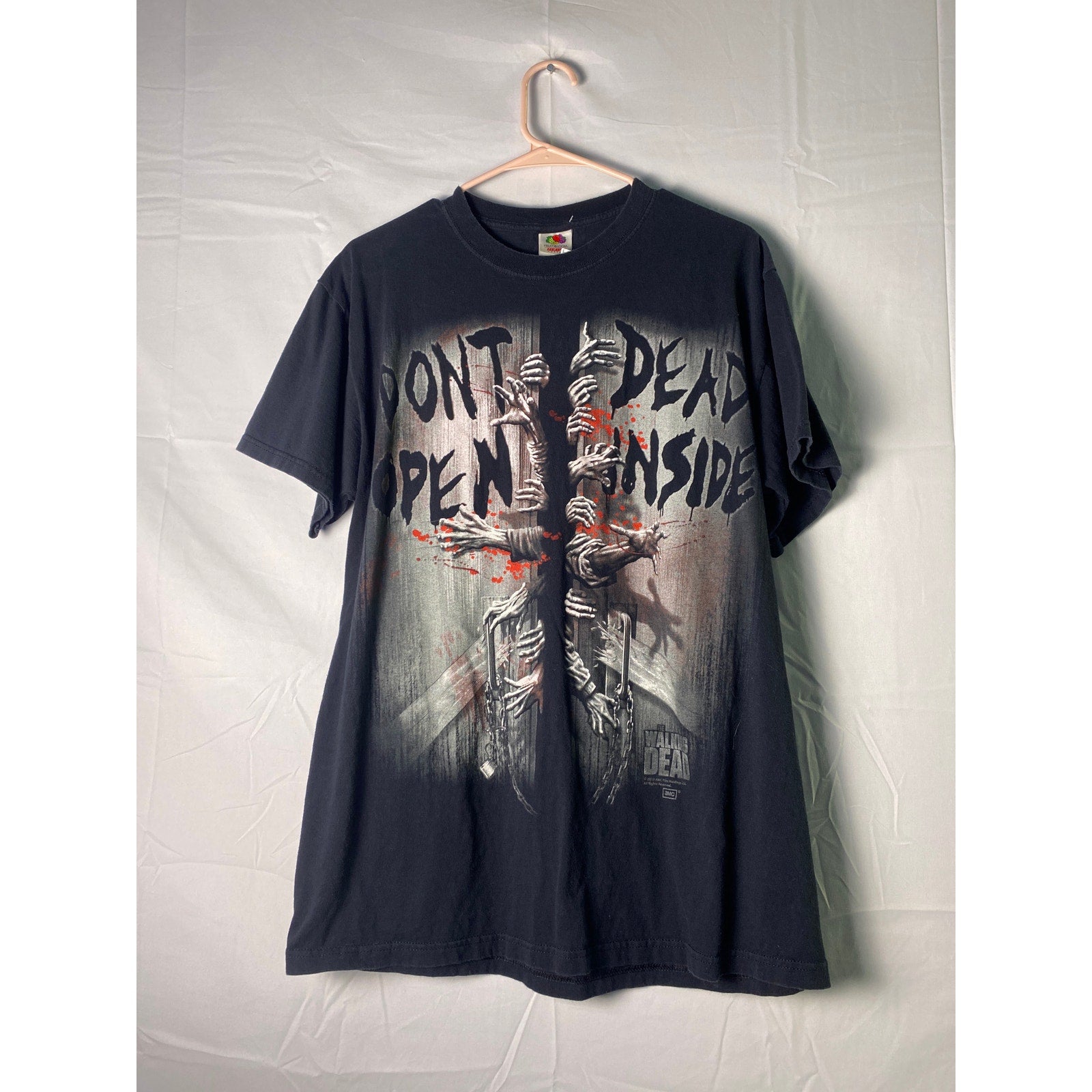 THE WALKING DEAD Don't Open, Dead Inside Graphic Print Black Shirt Size Large