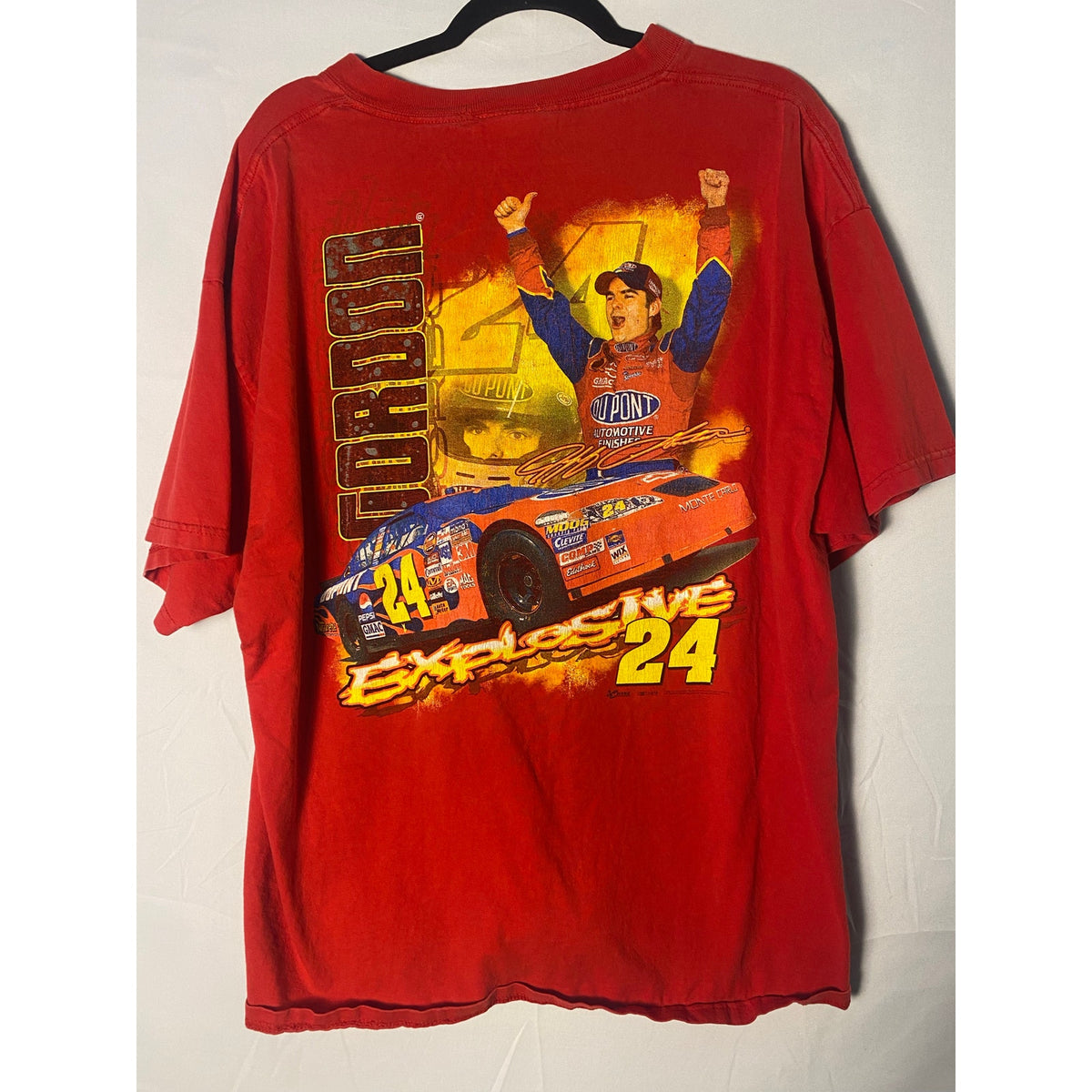 Chase Authentics Jeff Gordon Du Pont Motorsports Red Graphic T-shirt Men's XL