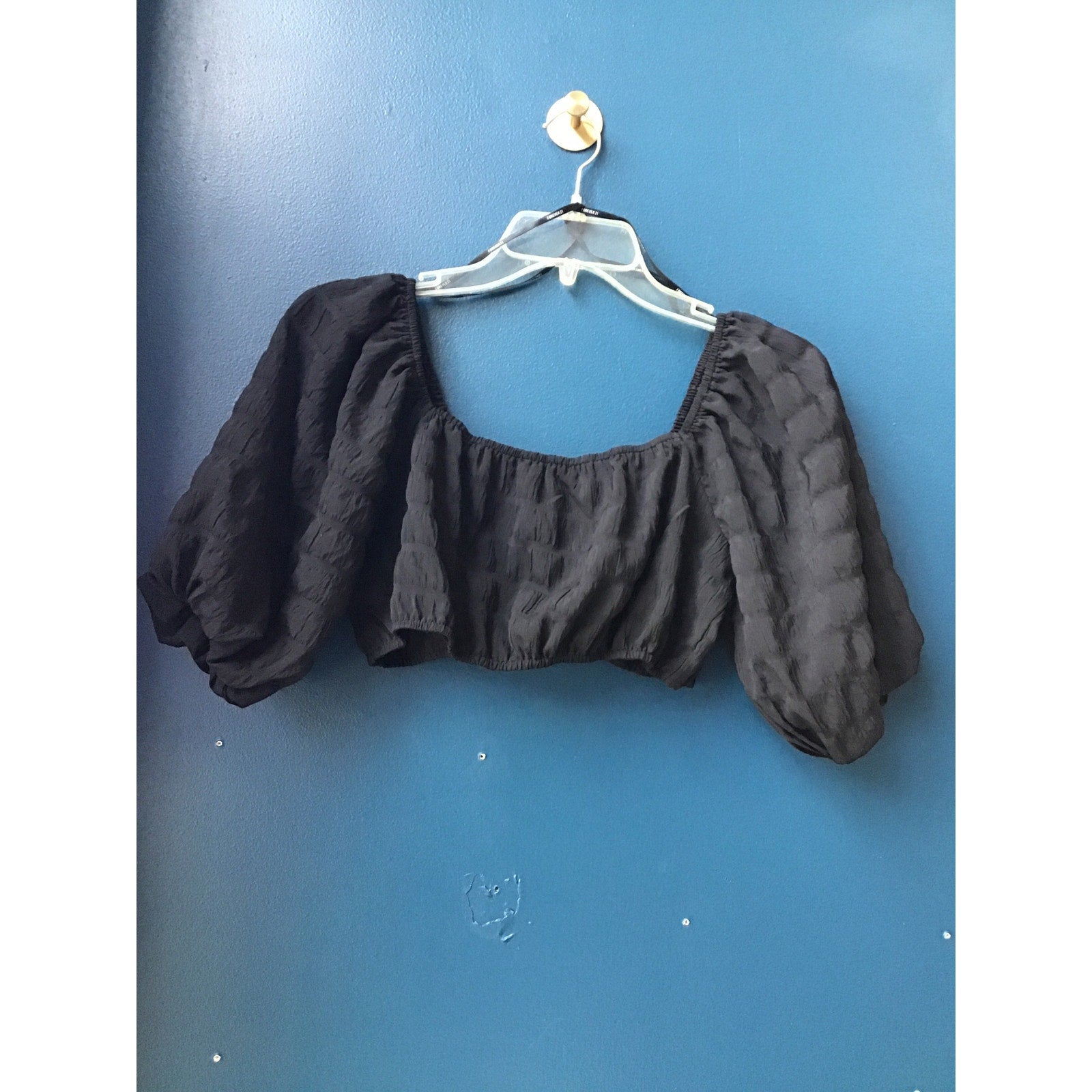 Forever 21 Black Textured Puff Sleeve Smocked Crop Top Women's Size Small