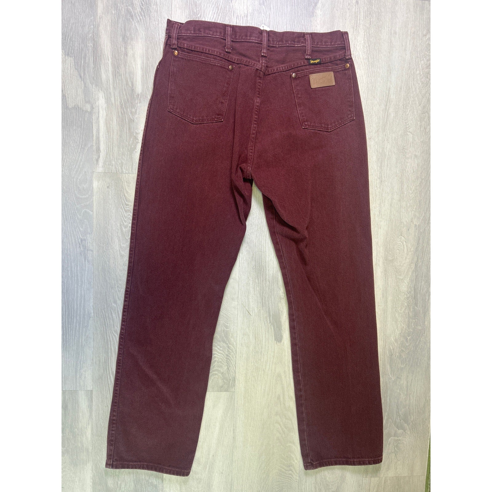 Wrangler Red Denim Dark Wash Straight Leg Jeans w/ Pockets Size 34?