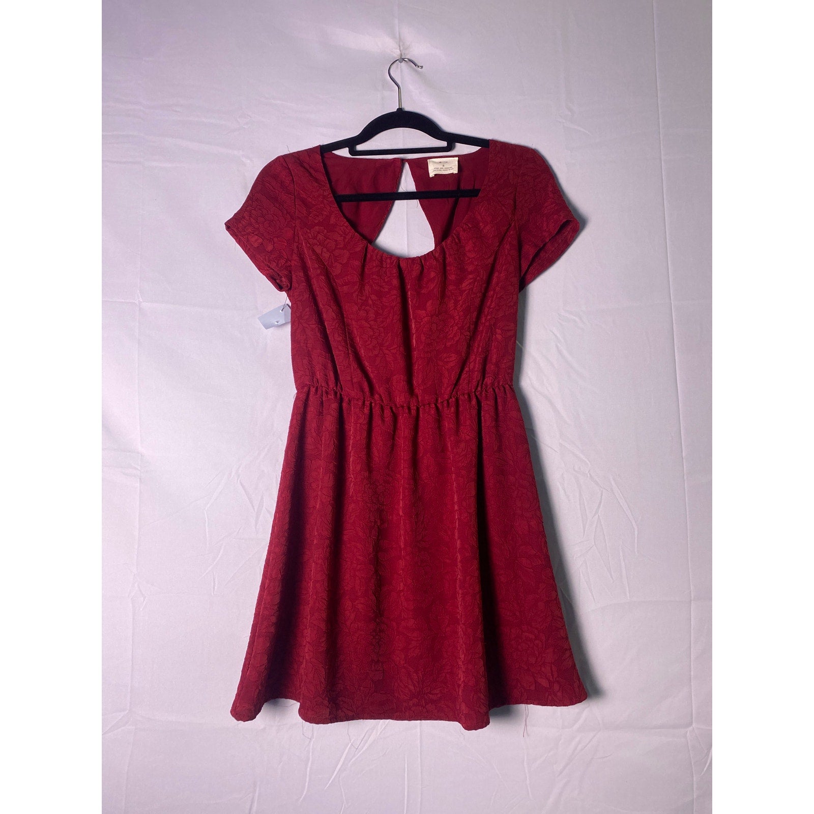 Burgundy Jacquard Back Cutout Mini Dress Short Sleeve Women's Size Small