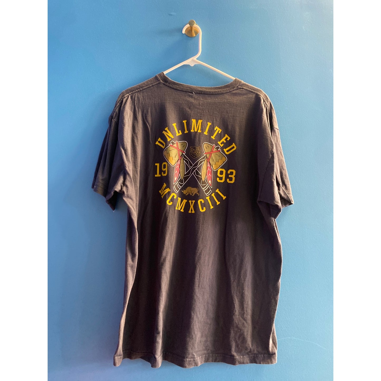 Ecko Unltd Unlimited 1993 MCMXIII Printed Brown Shirt Men's Size XL