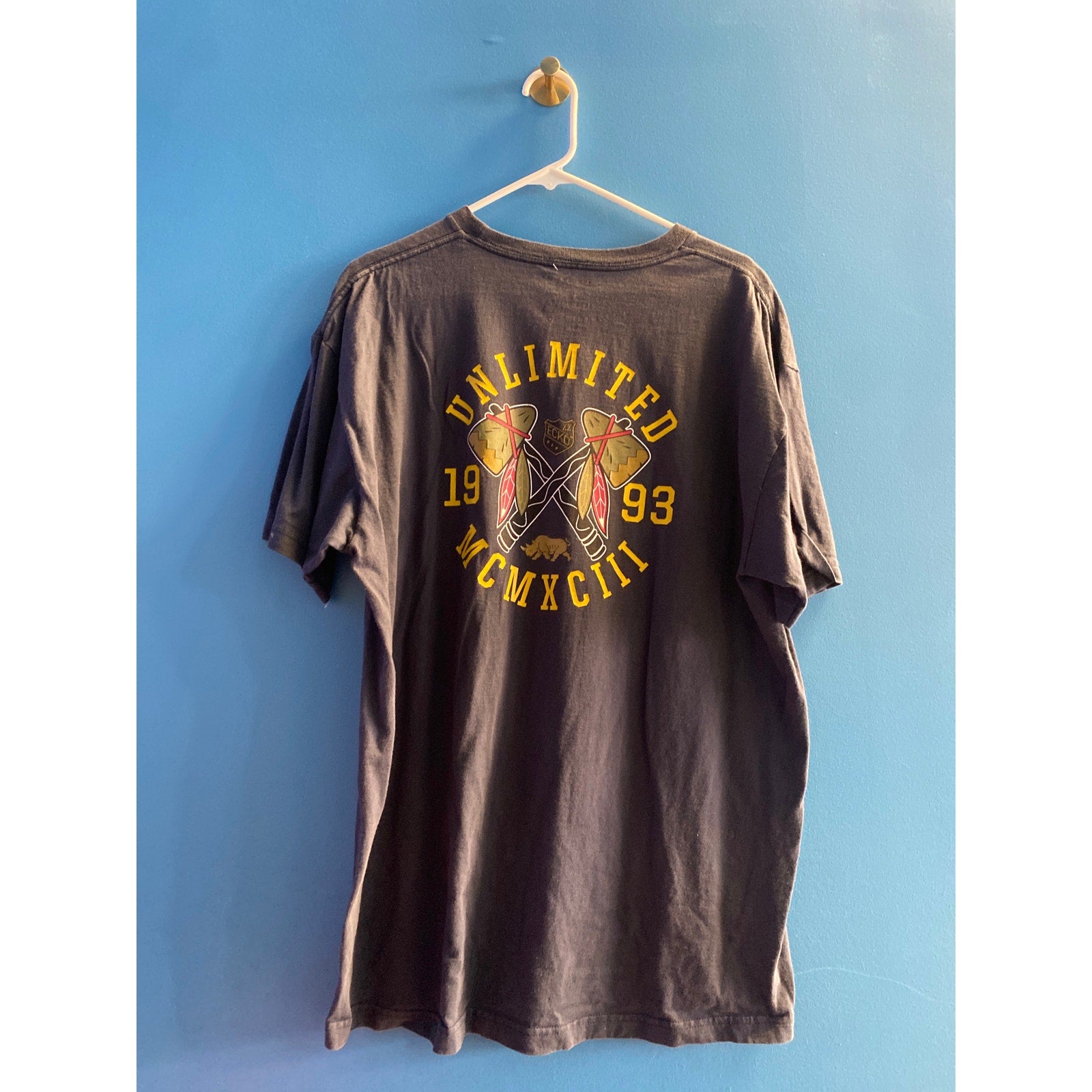 Ecko Unltd Unlimited 1993 MCMXIII Printed Brown Shirt Men's Size XL