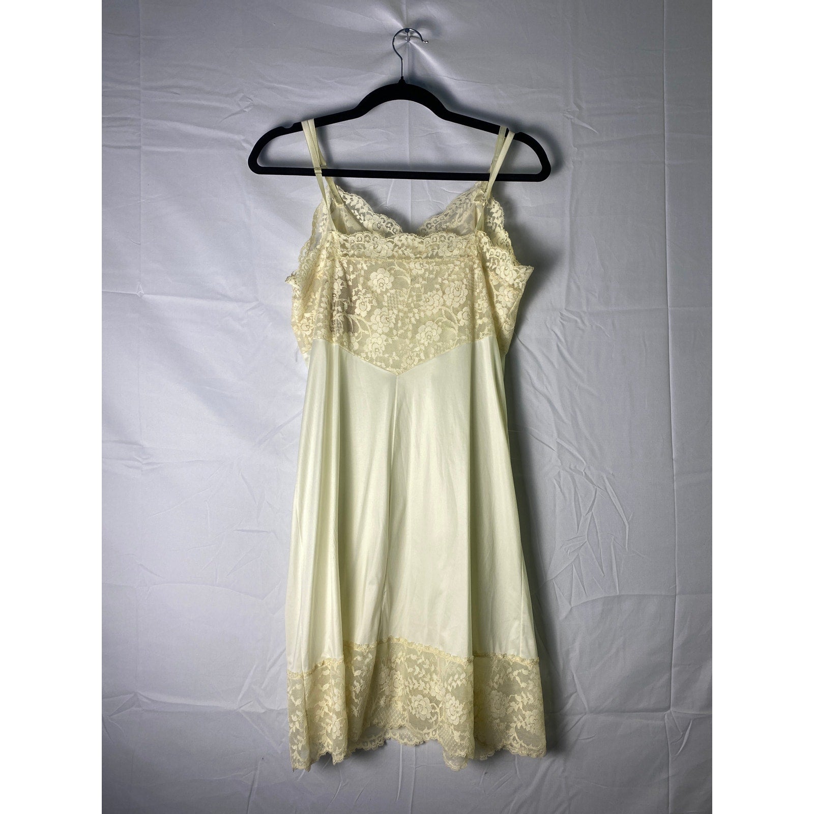 Vintage 1950s Gold Slip with Floral Lace Nightdress Intimate Women's Size Large
