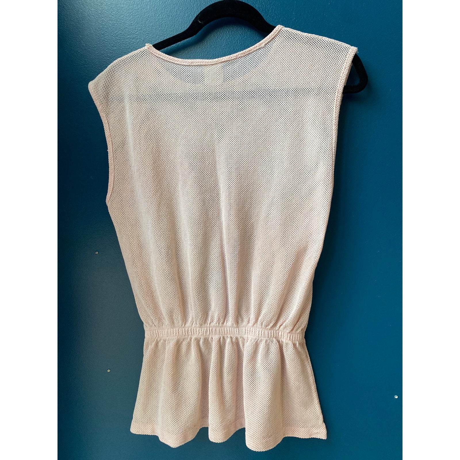 Vintage 70s-80s Baby Pink Fishnet Mesh Tunic Sleeveless Shirt Womens Size Medium