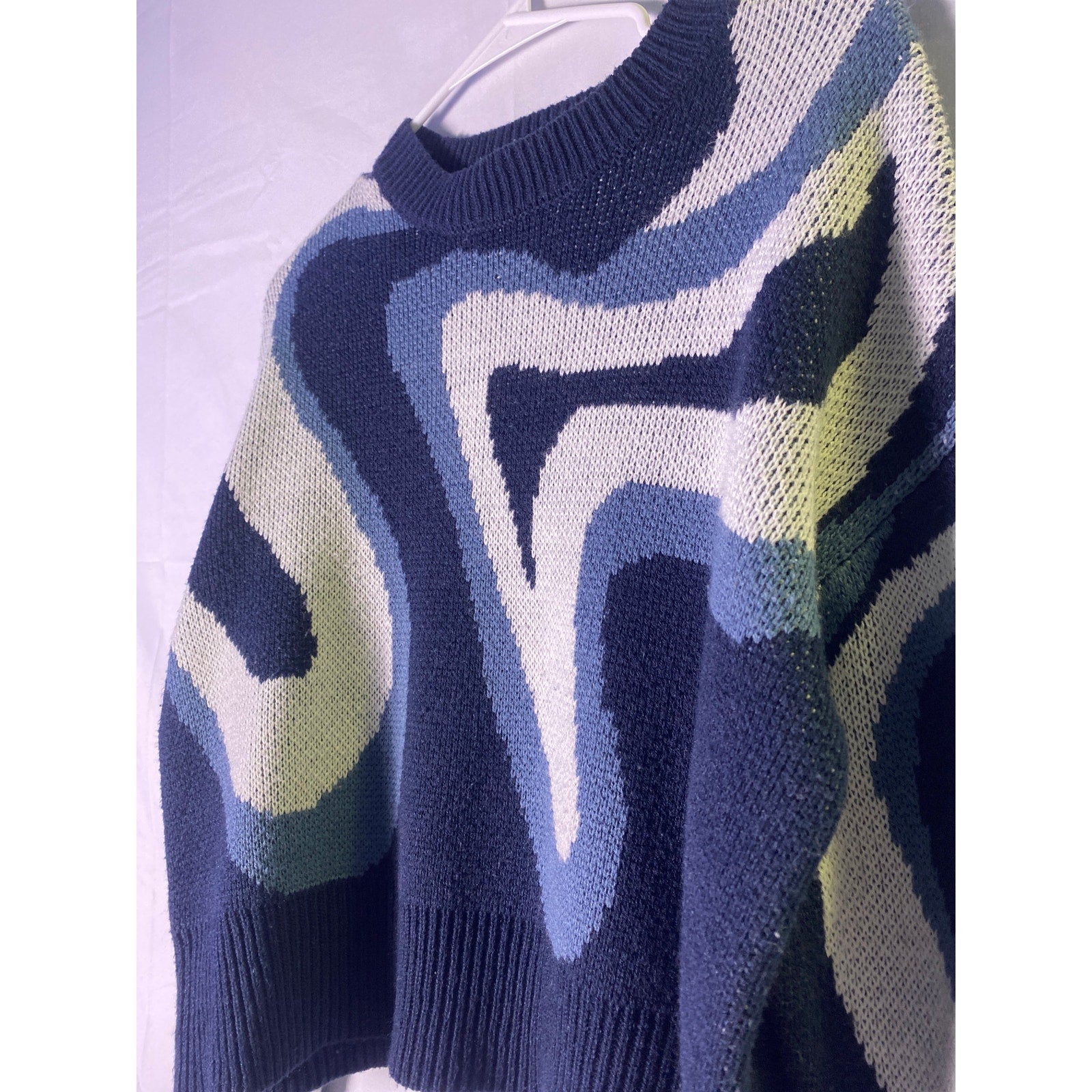 Full Tilt Gray Blue Modern Swirl Design Crew Neck Sweater Women's Small Pullover