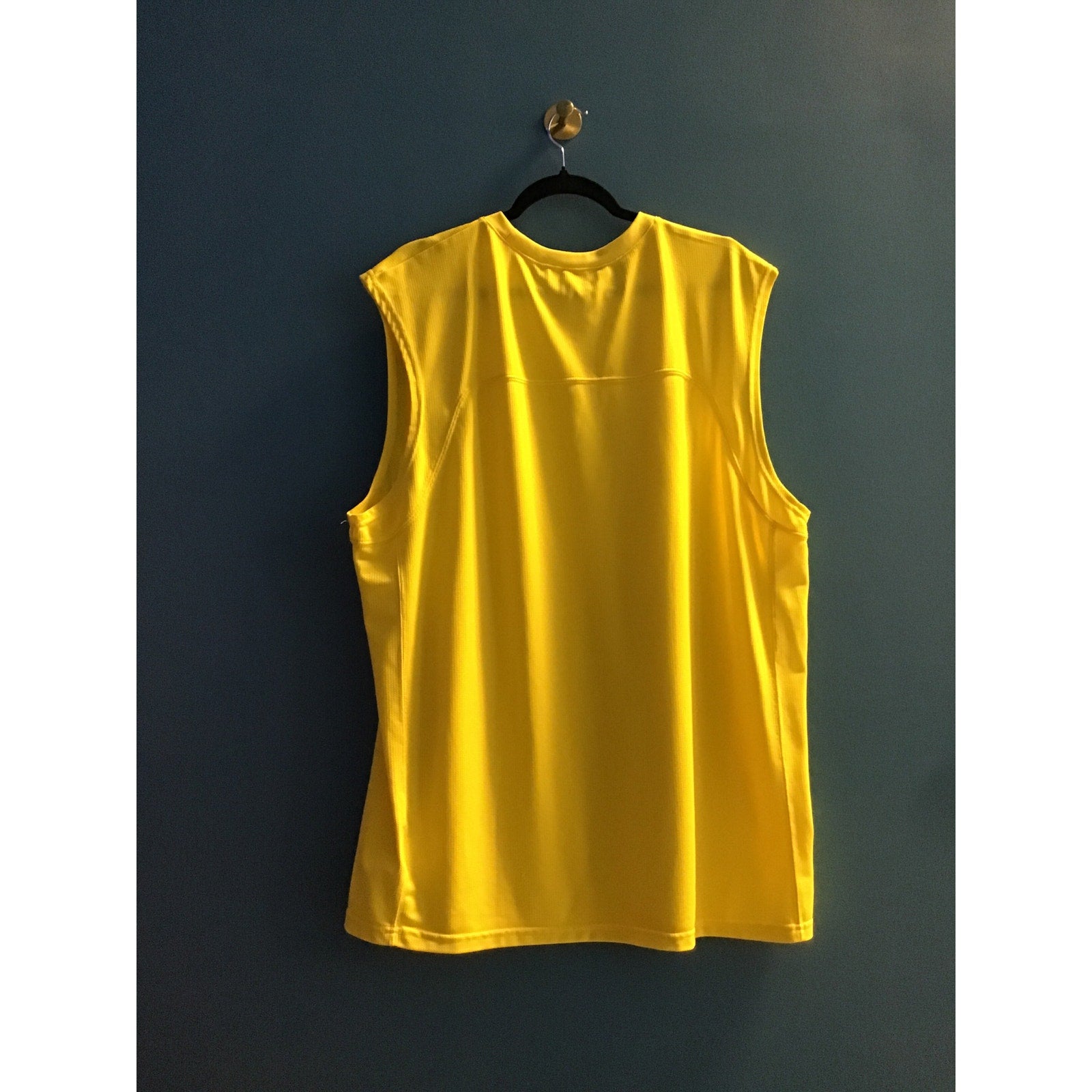 Nike Basketball Yellow Jersey Sleeveless Tank Top Men’s Size XL