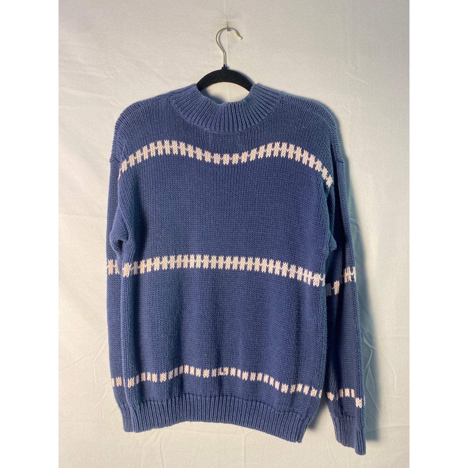 Vintage 80s-90s Nuovo Purple Pastel Snowflake Knit Sweater Pullover Crewneck M