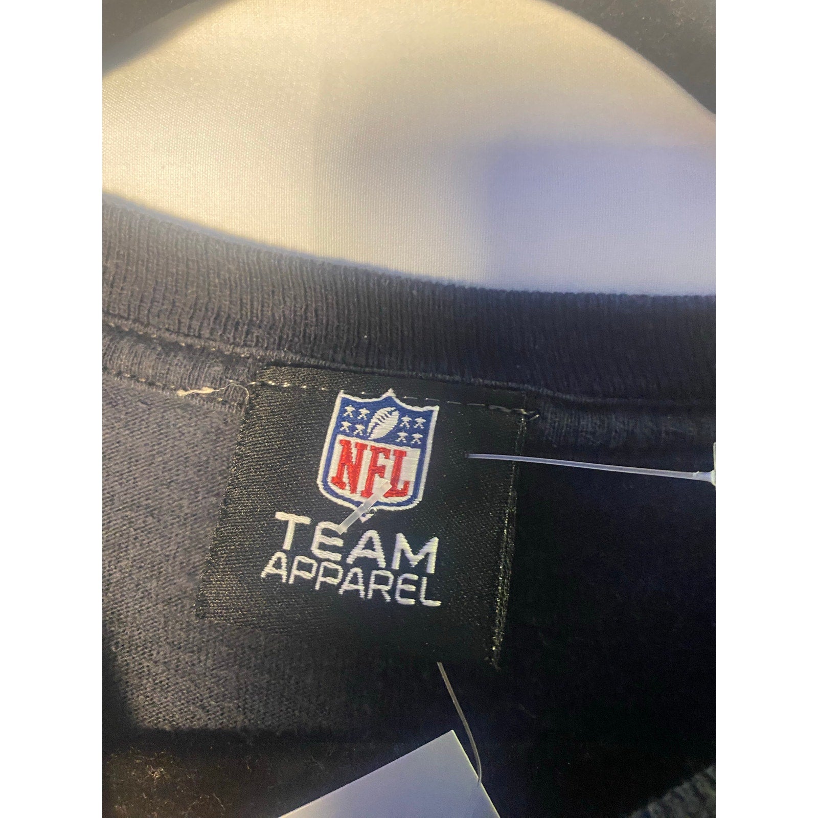 NFL Team Apparel Minnesota Vikings Graphic Print Black T-shirt Men's Size Medium