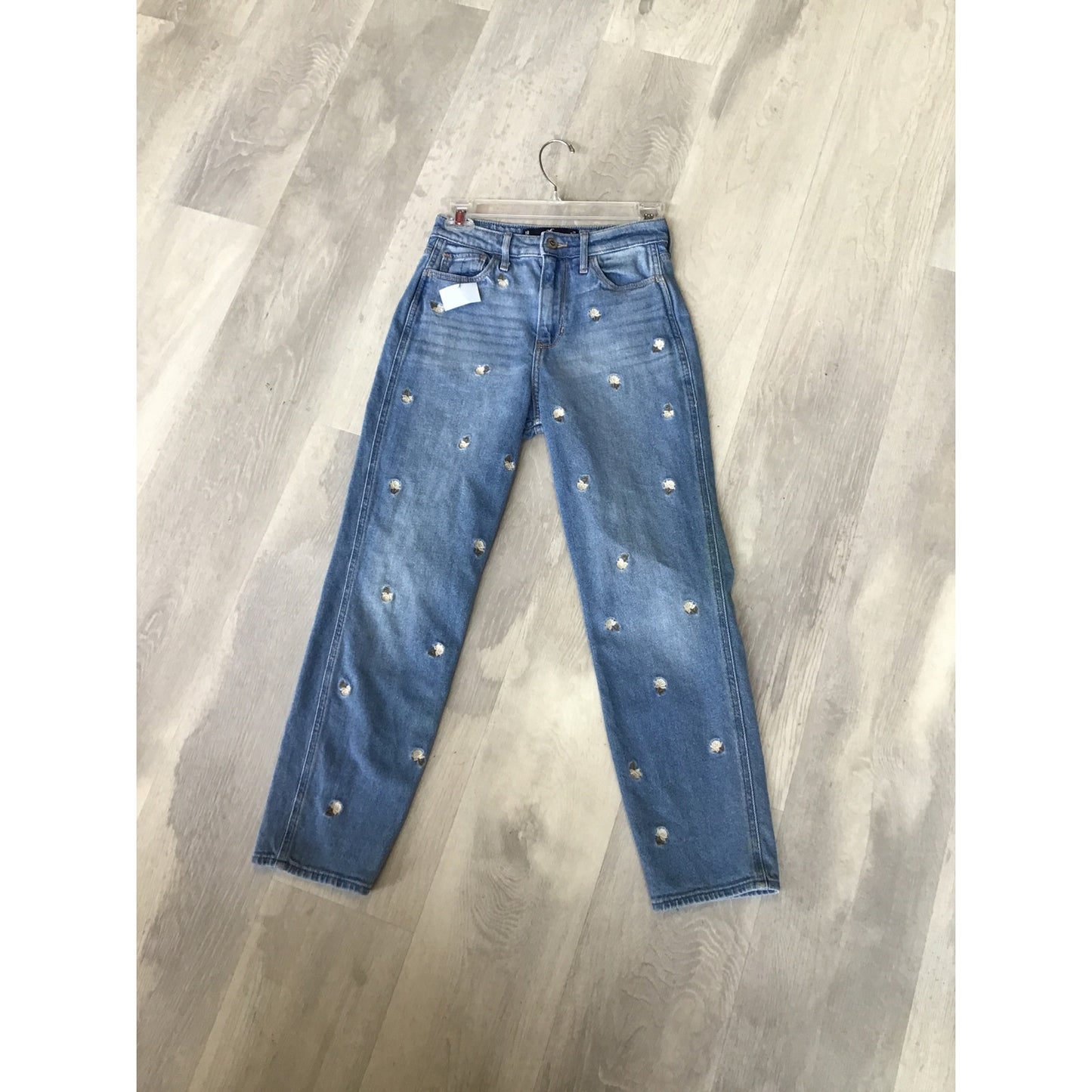 Hollister Ultra High Rise Mom Jeans Embroidered Peony Blue Denim VTG Stretch 1R