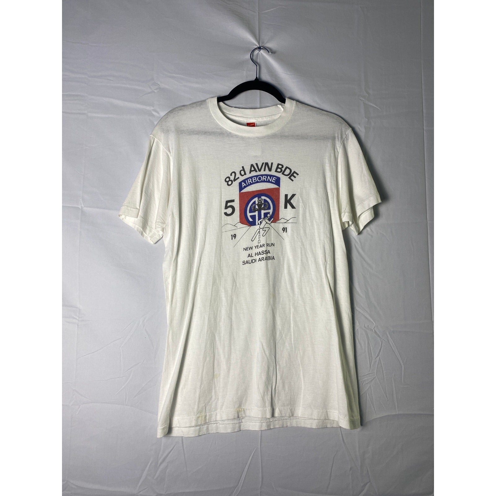 82nd Airborne Division 5K AL-HASSA Saudi Arabia White T-Shirt Men's Size Large