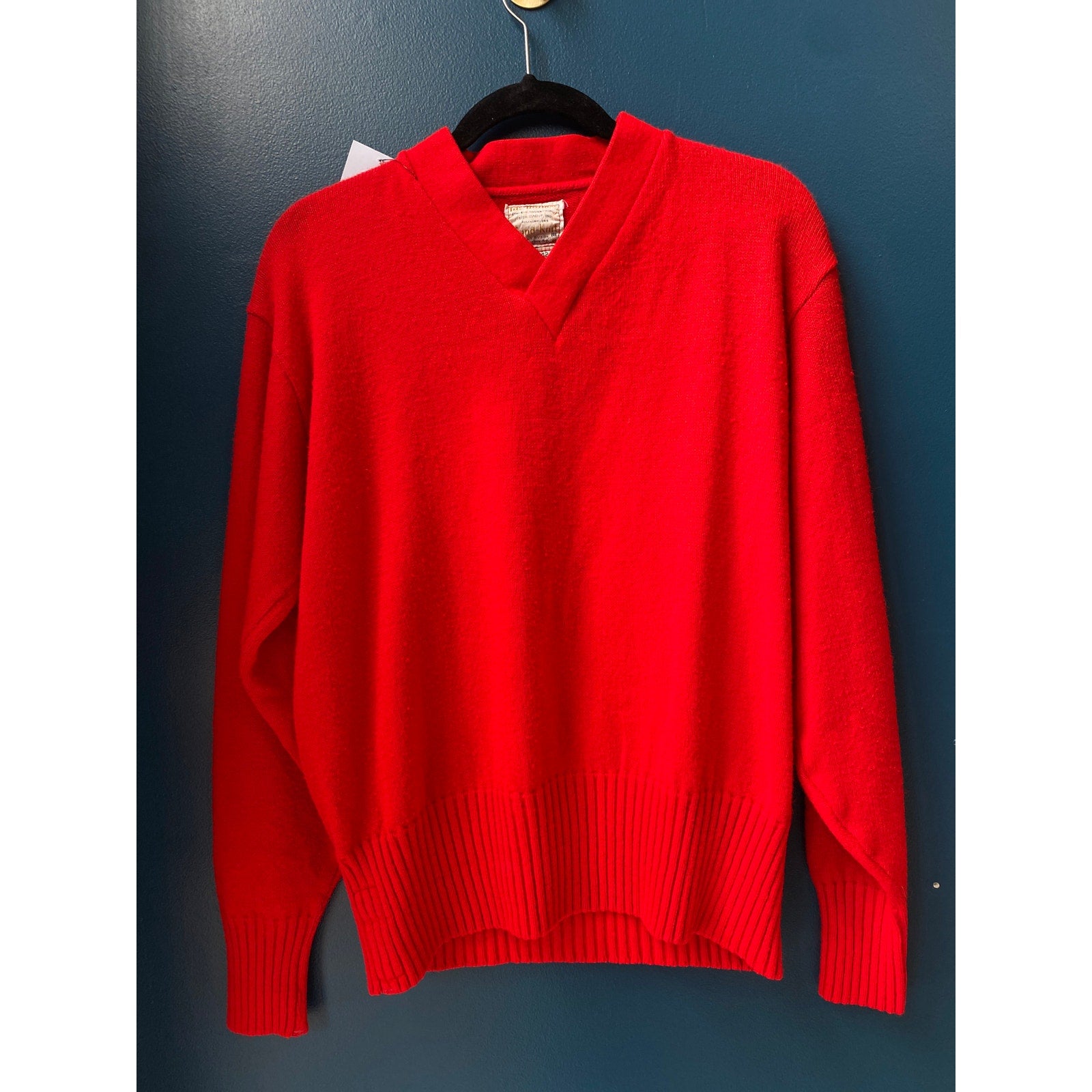 Vintage 60s Sand Knit V-neck Red Varsity Acrylic Knit Pullover Sweater Size L/XL