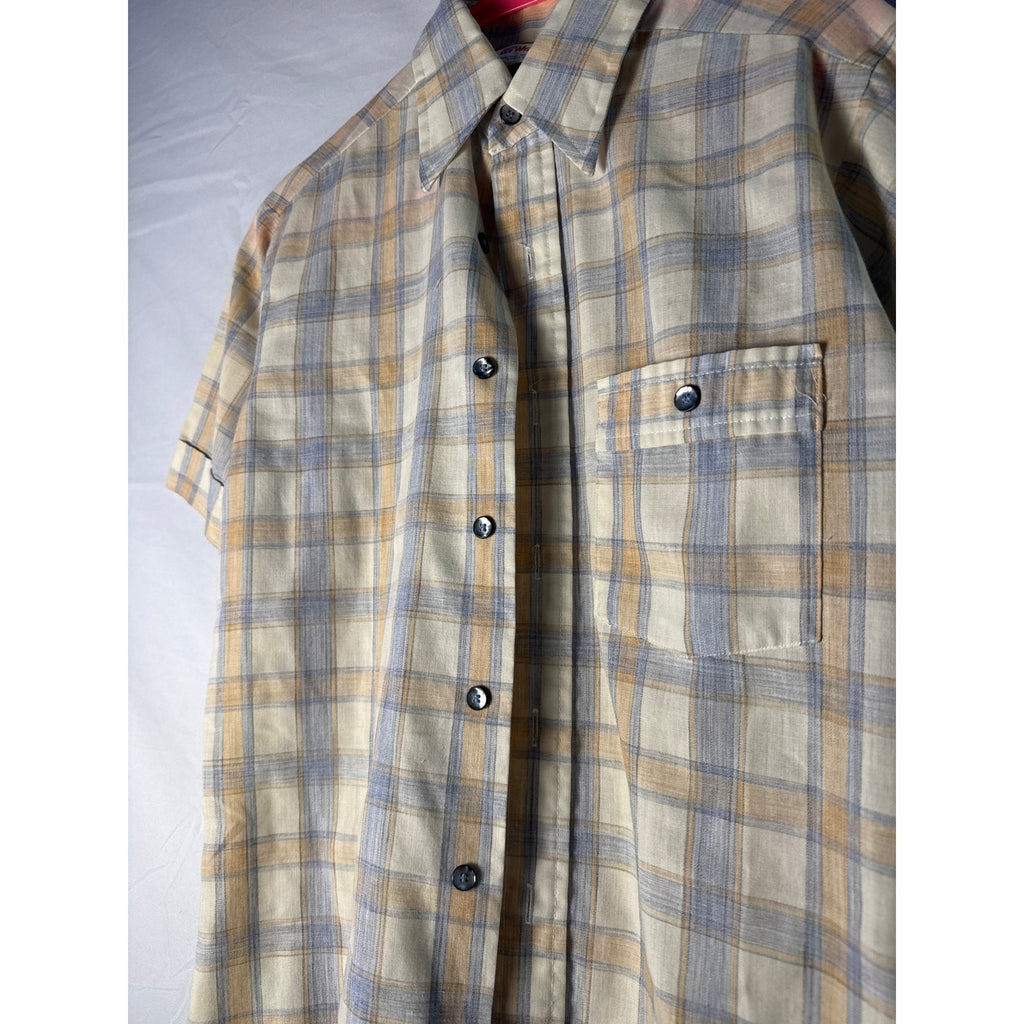 Vintage 70s-80s Wrangler Cream Blue Plaid Button Up Short Sleeve Shirt Men Small