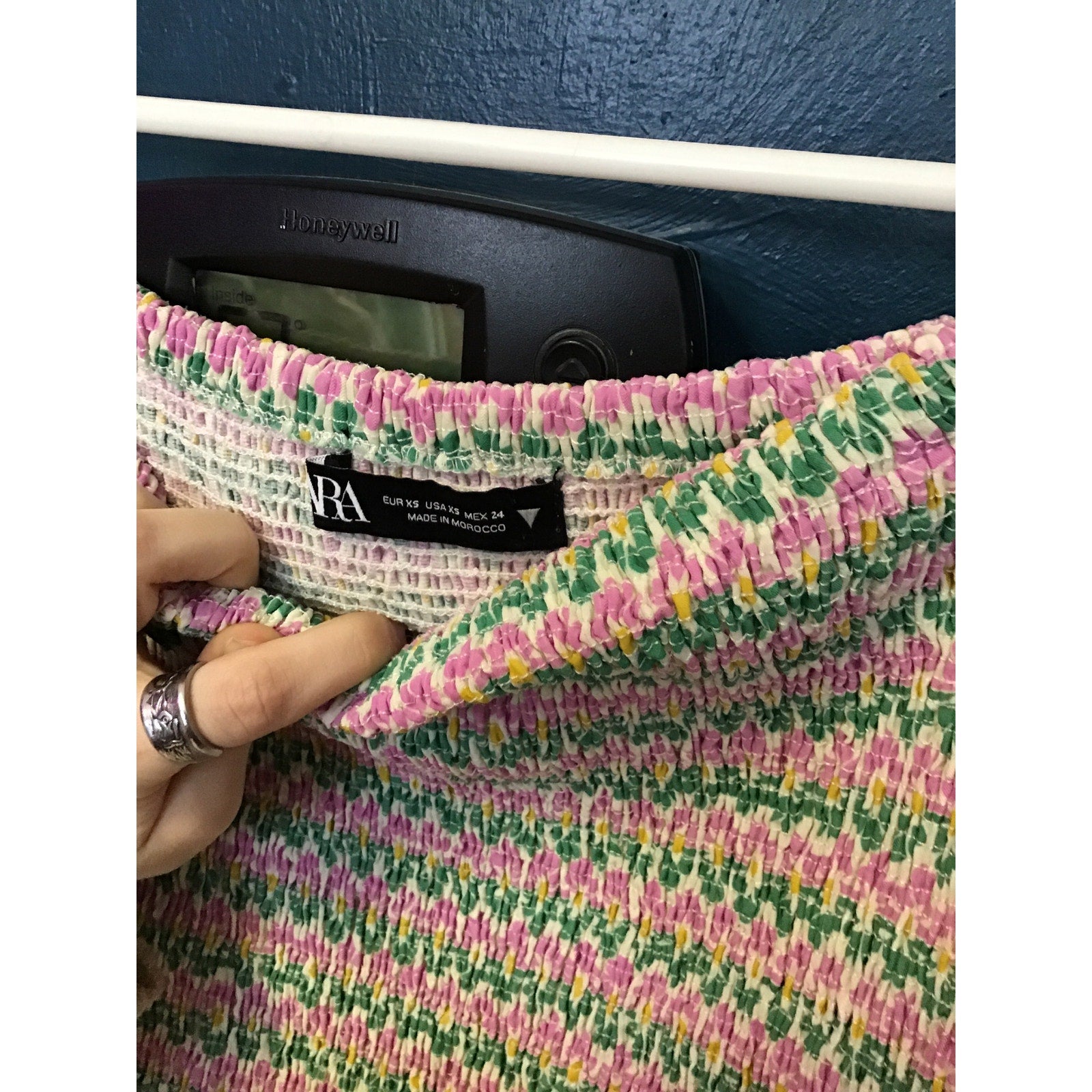Zara Ruffle Hem Green Pink Smocked Floral Mini Skirt Pull On Women's Size XS