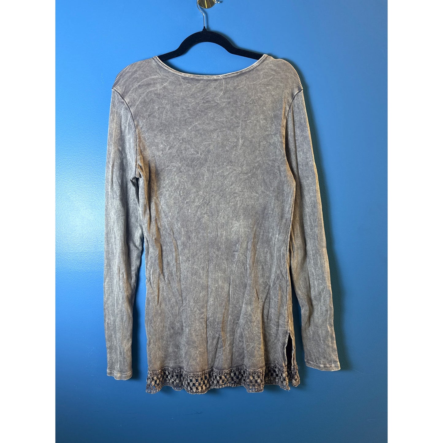 Vocal Gray Floral Rhinestone Long Sleeve Thermal Tunic Shirt Women's Size XL