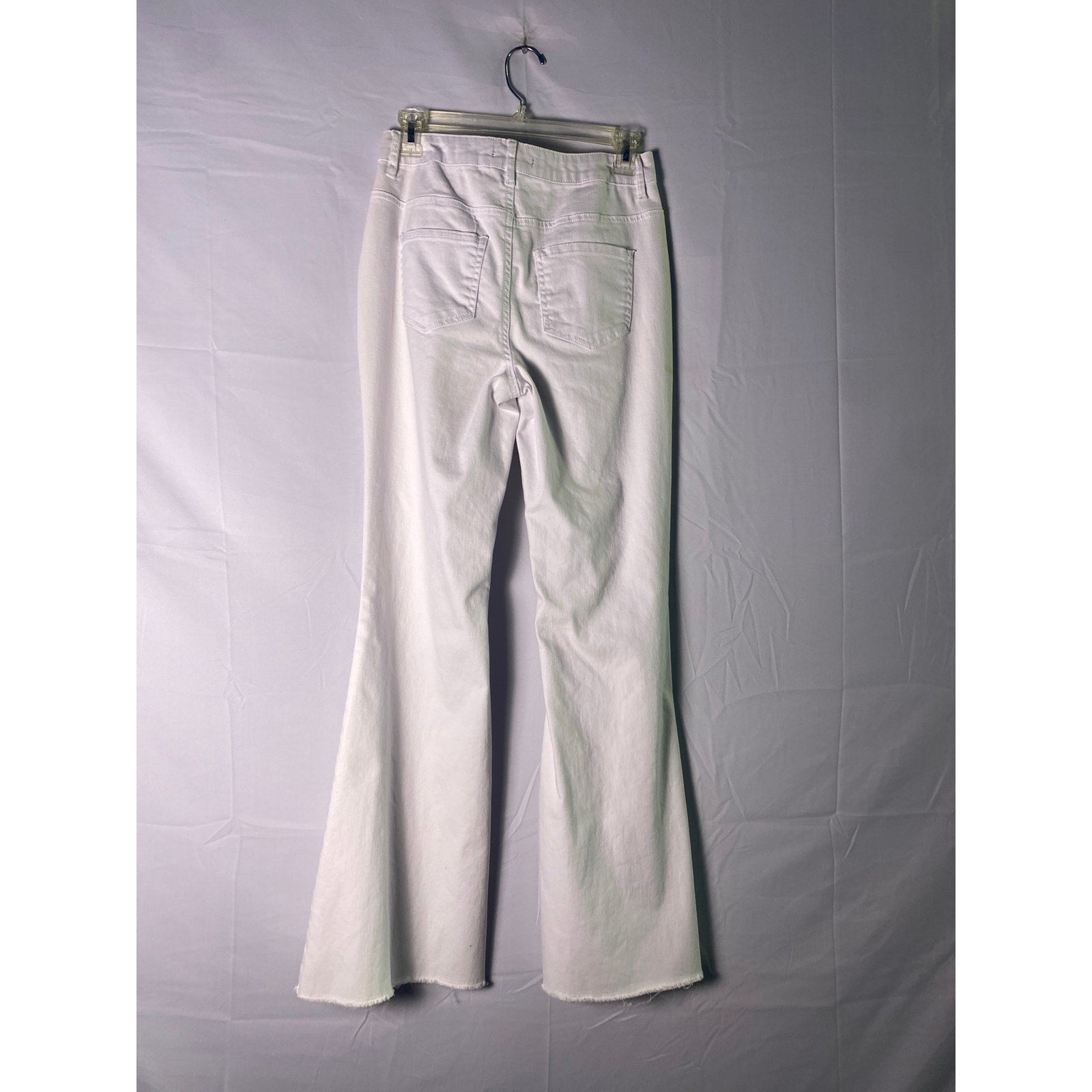 Versona White Denim Bell Bottom Flare Jeans Light Wash Raw Hem Women's Size 4