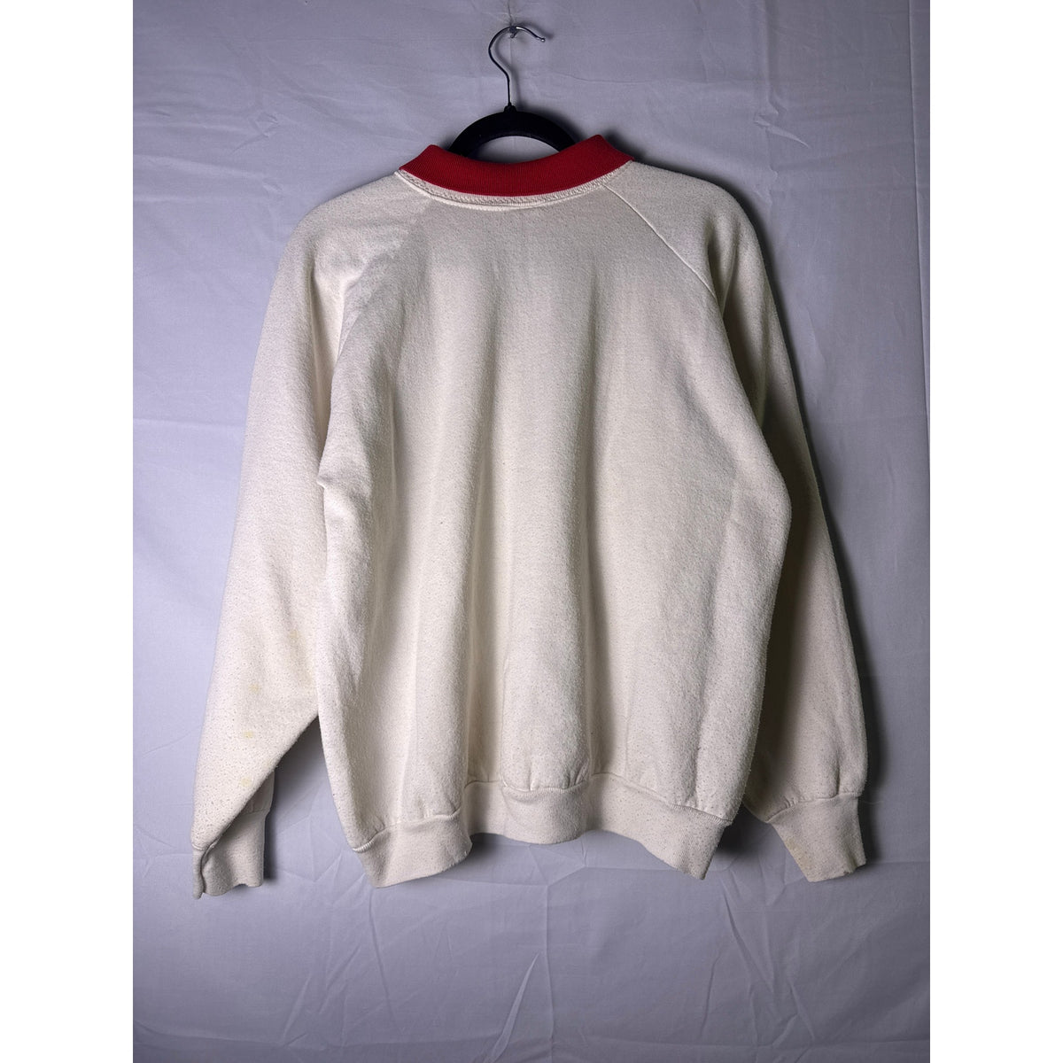 Vintage US Mail Tobacco Barn Christmas Cardinal Crewneck w/ Red Collar Medium