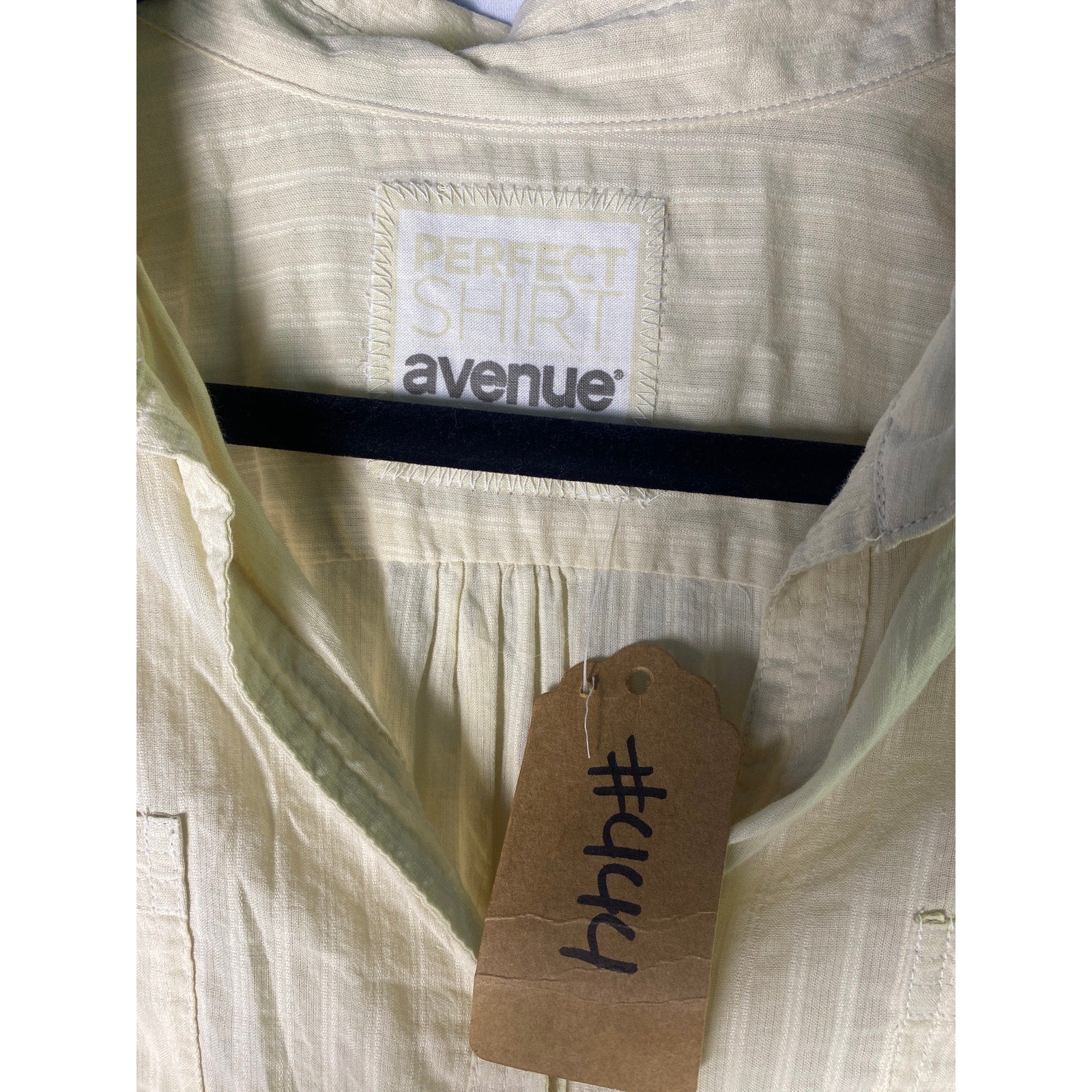 Perfect Shirt Avenue Modern Beige Button Up Long Sleeve Blouse Women's 18/20