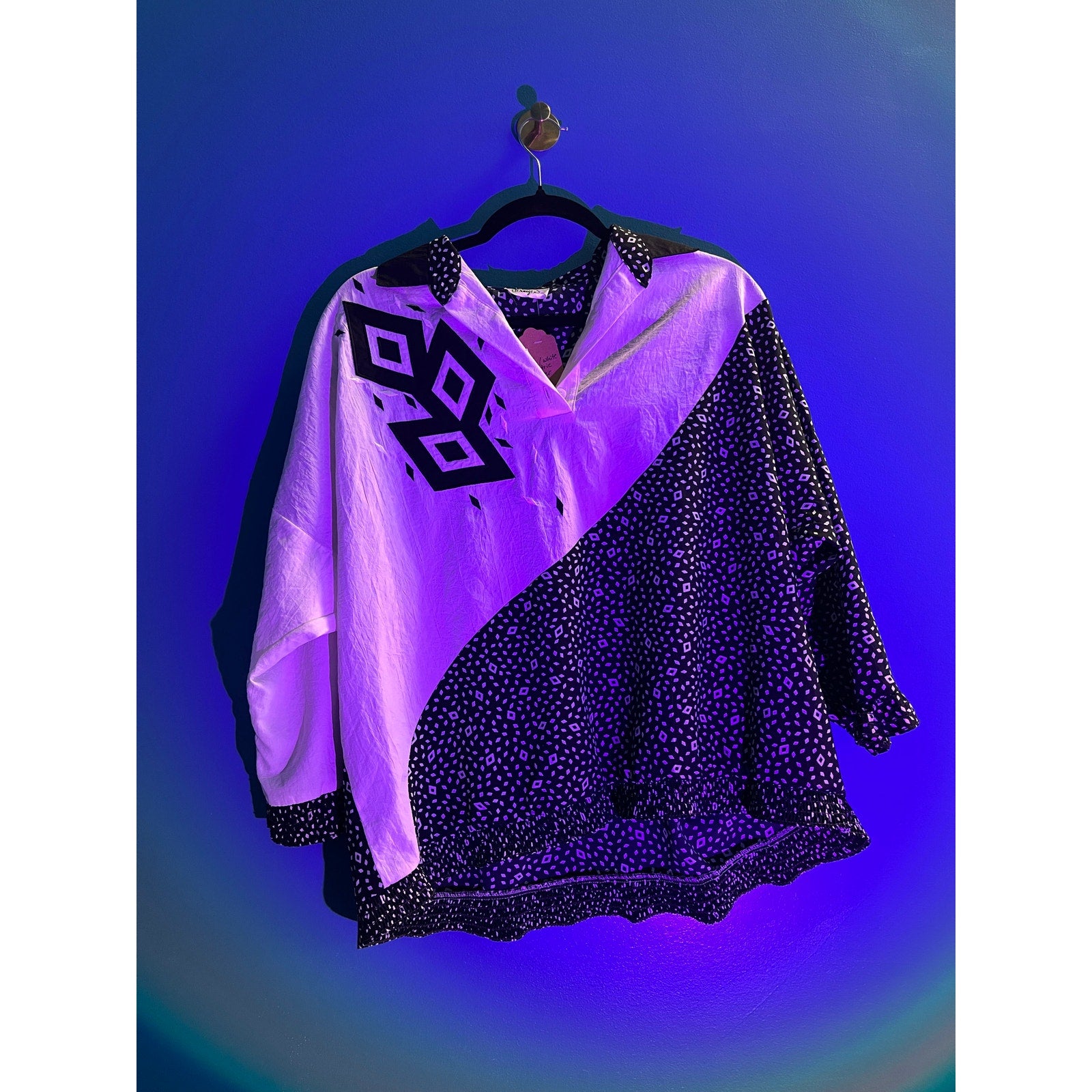Jennings 80's Black/White Geometric Pullover Long Sleeve V-neck Blouse Large