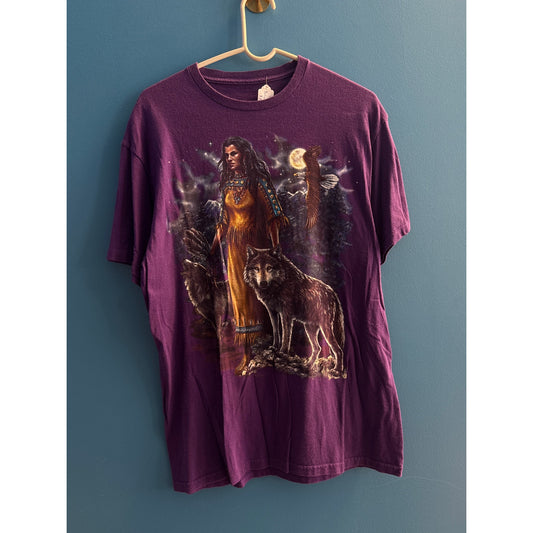 Y2K Gildan Native American Indian Woman & Wolf Purple Graphic Tee Men's M-L