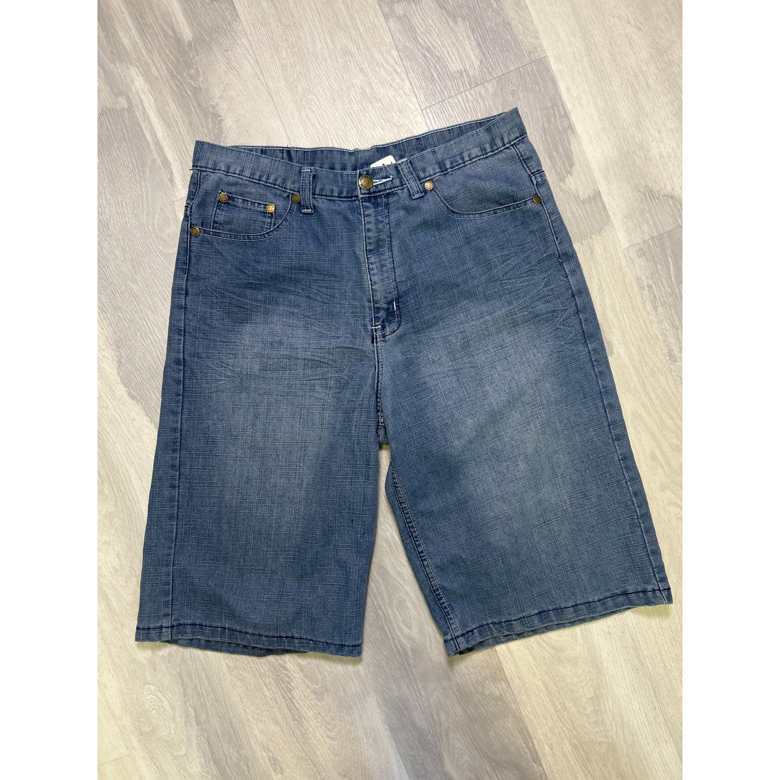 Indigo-30 Blue Denim Medium Wash Bermuda Shorts Men's Size 34x15