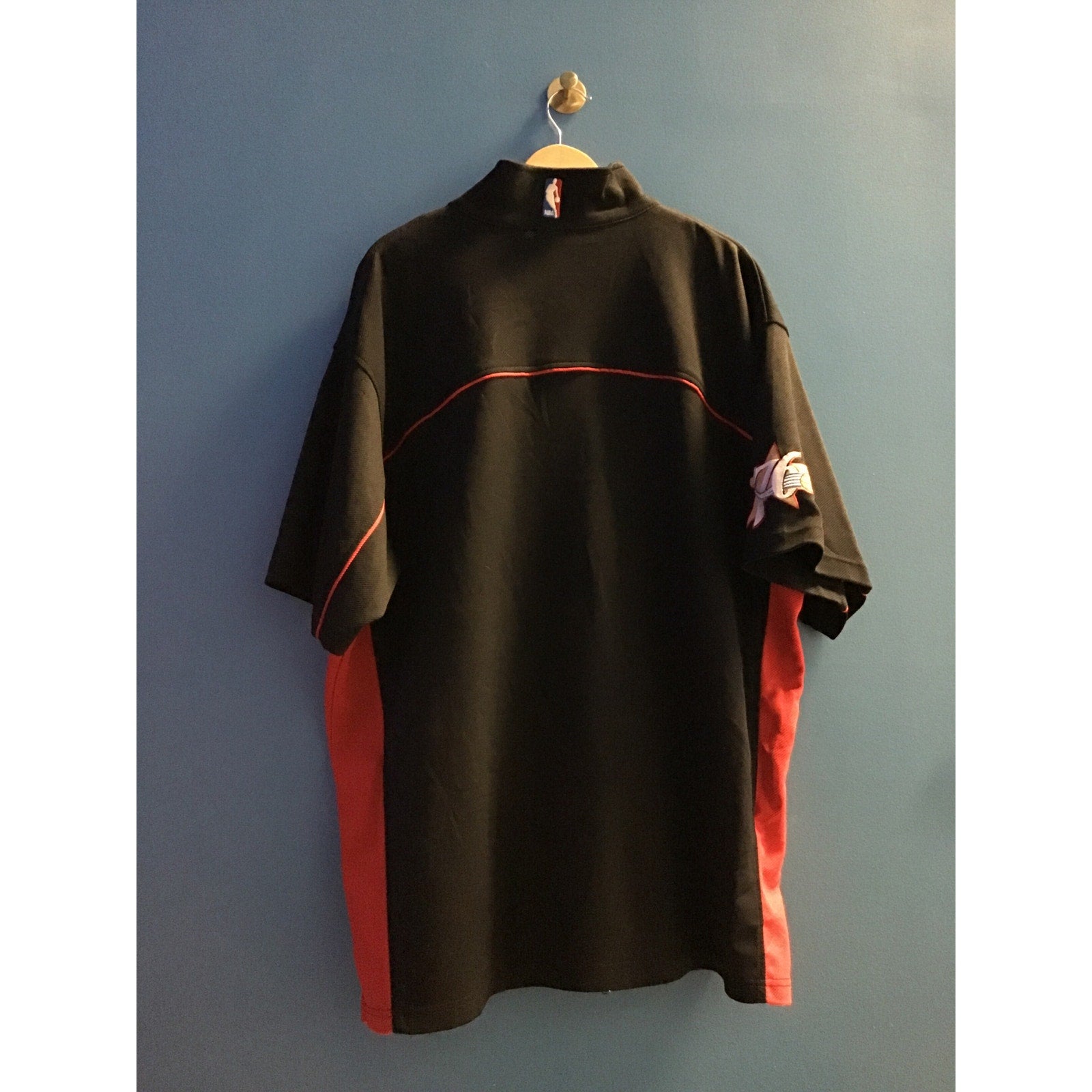Vintage Nike Philadelphia Sixers Button Down Collared Black Shirt Men's Size XL