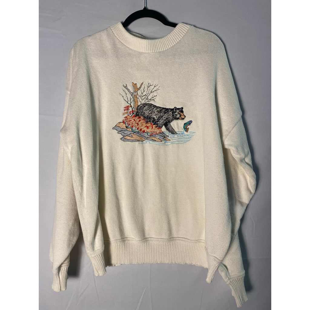 Vintage White Knit Sweater With Wildlife Bear Embroidery